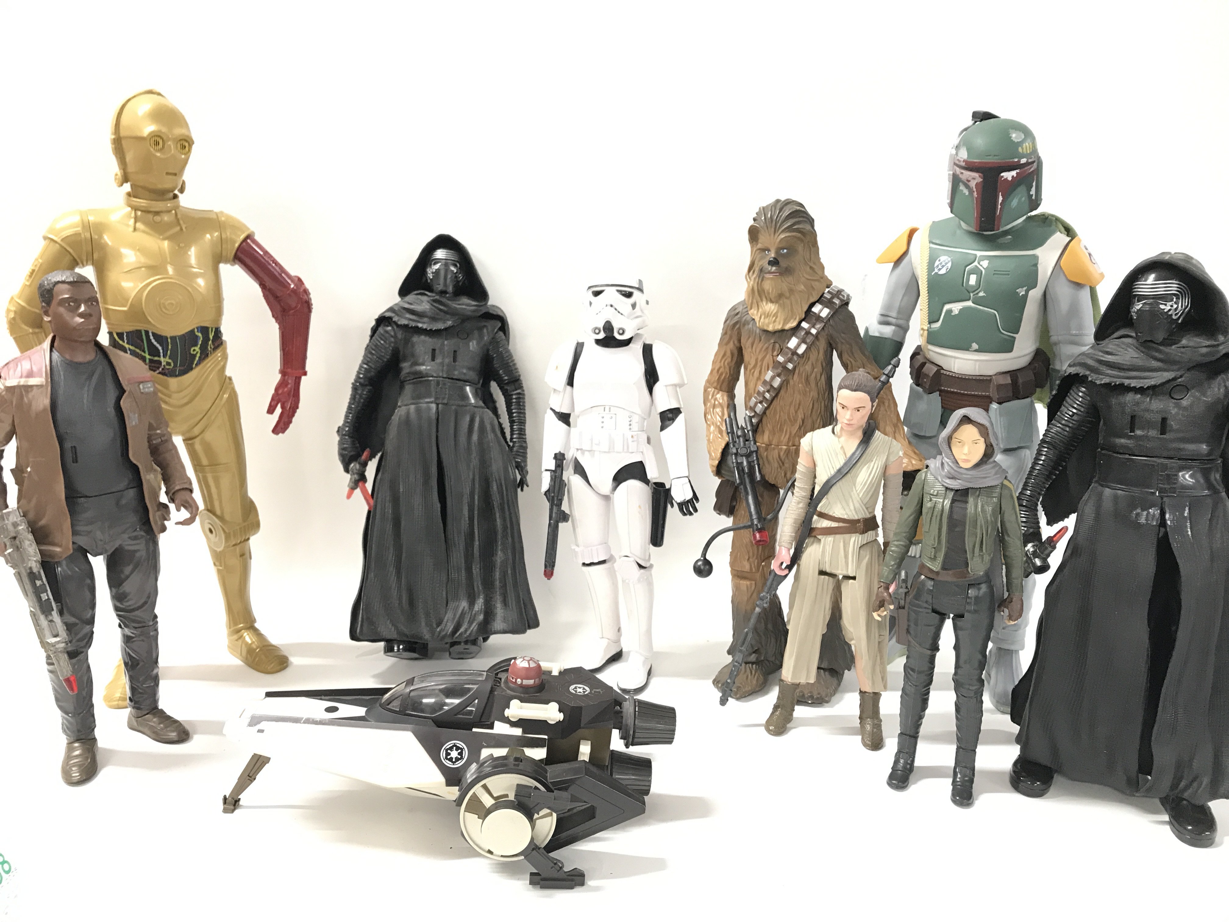 A Collection of Modern Playworn Star Wars Toys. No Reserve