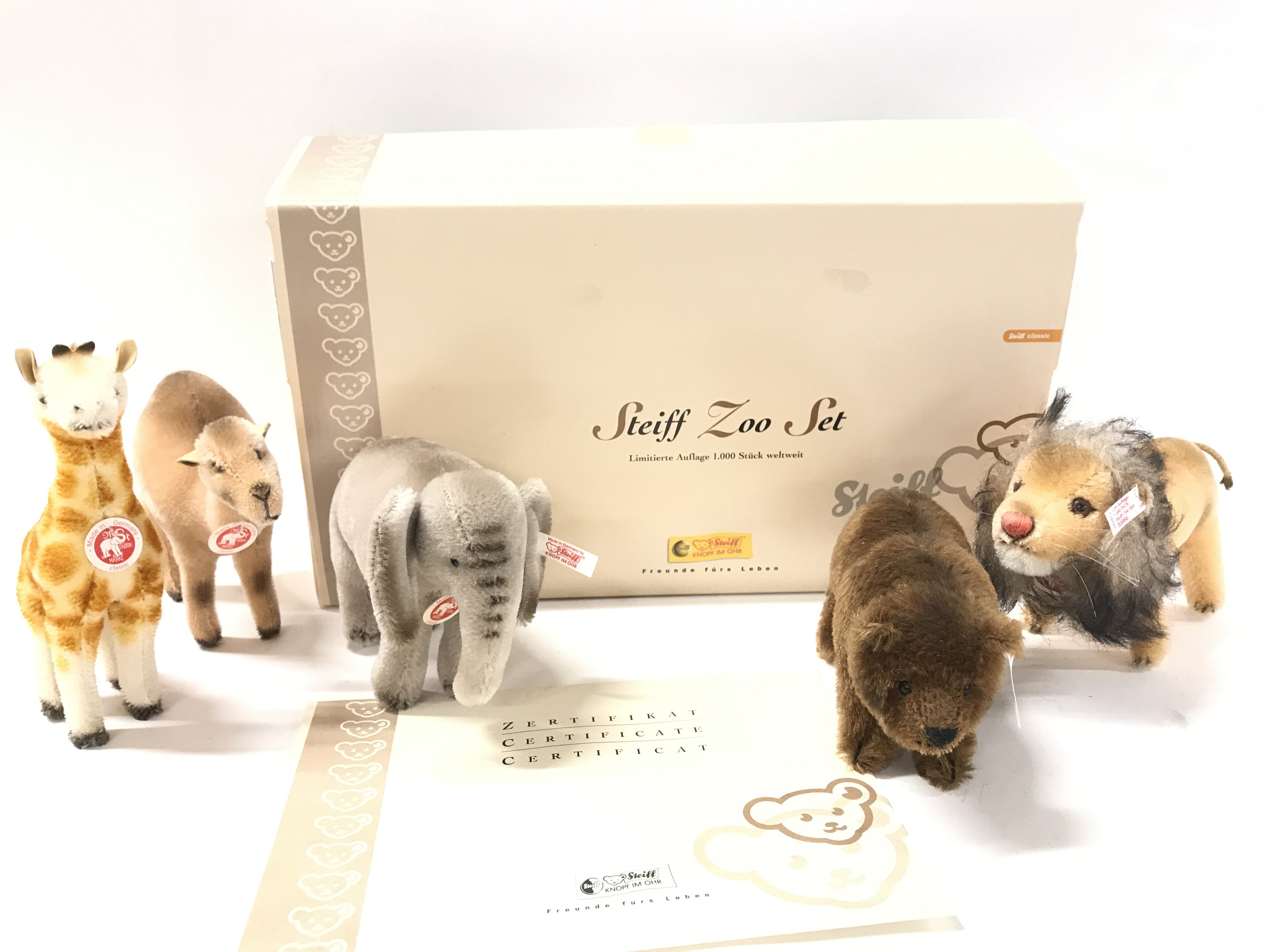 A Boxed Steiff Zoo Set. 2007 With Certificate.
