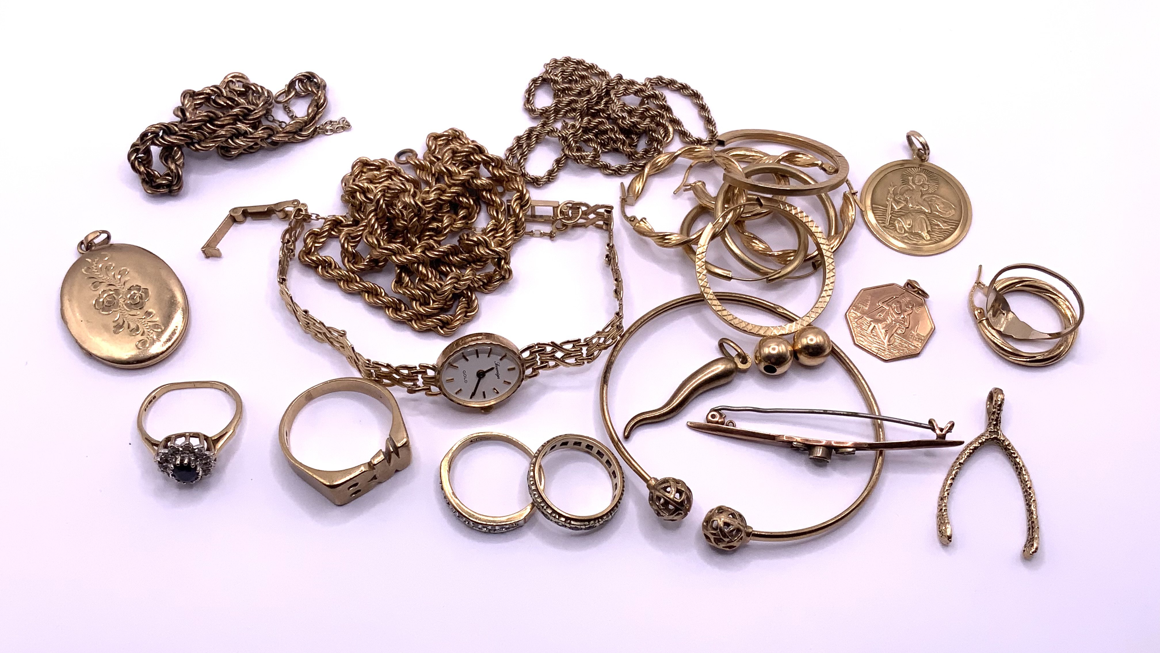 A mixed lot of 9ct gold jewellery, total 81.3GS (A)