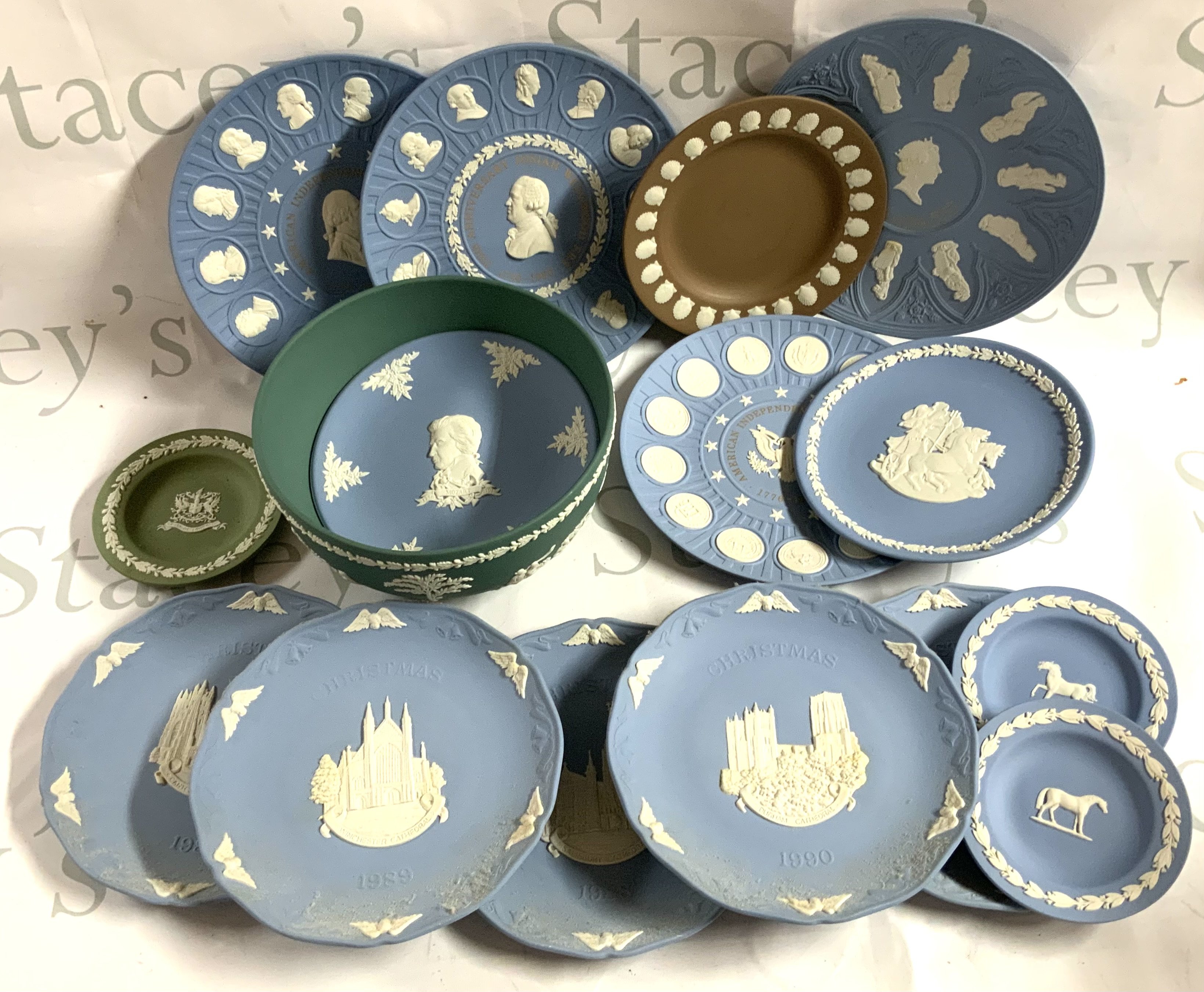 A collection of Wedgewood jasper ware (5)