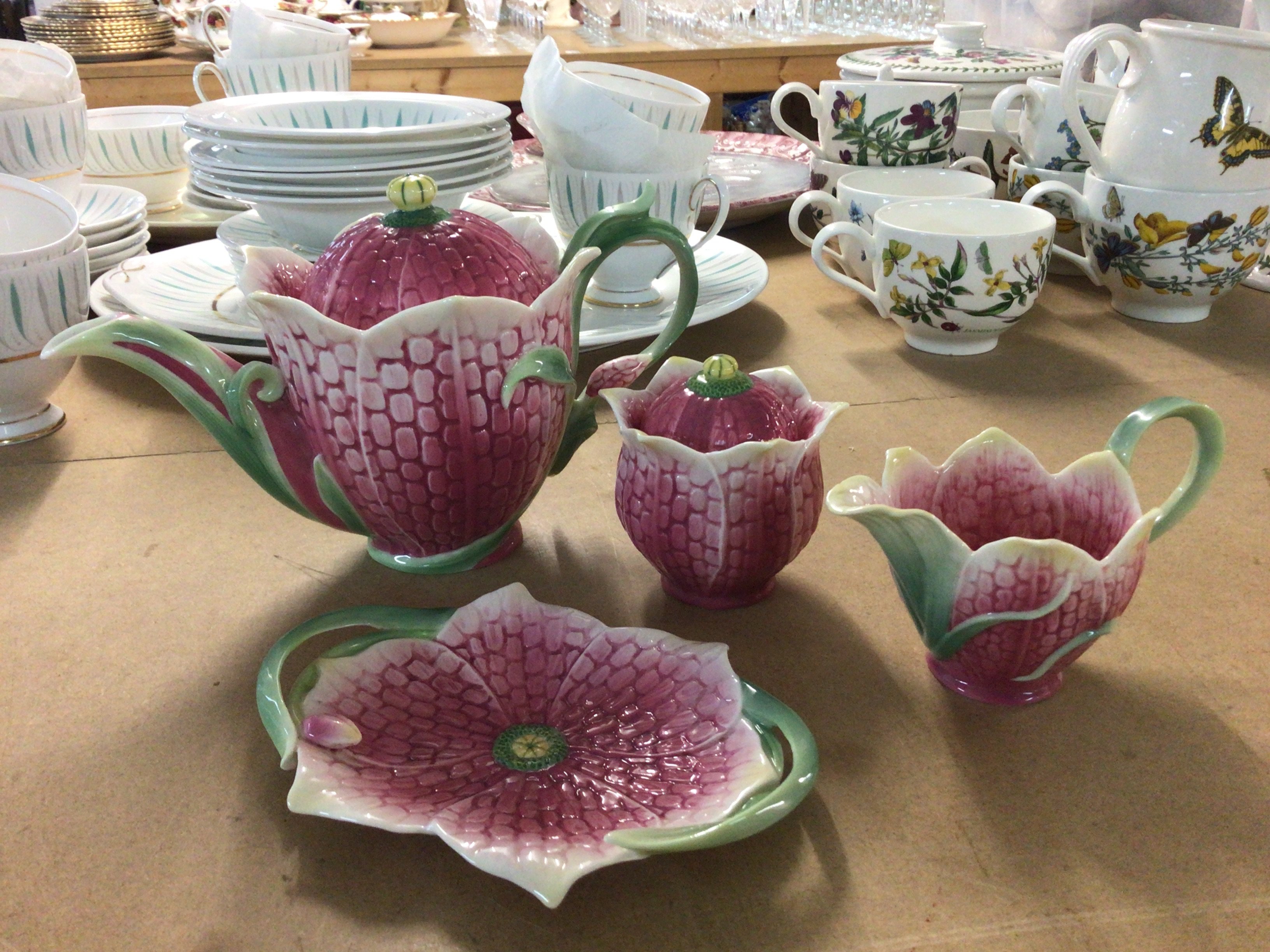 A Franz tea set including tea pot, sugar bowl, cream jug and dish