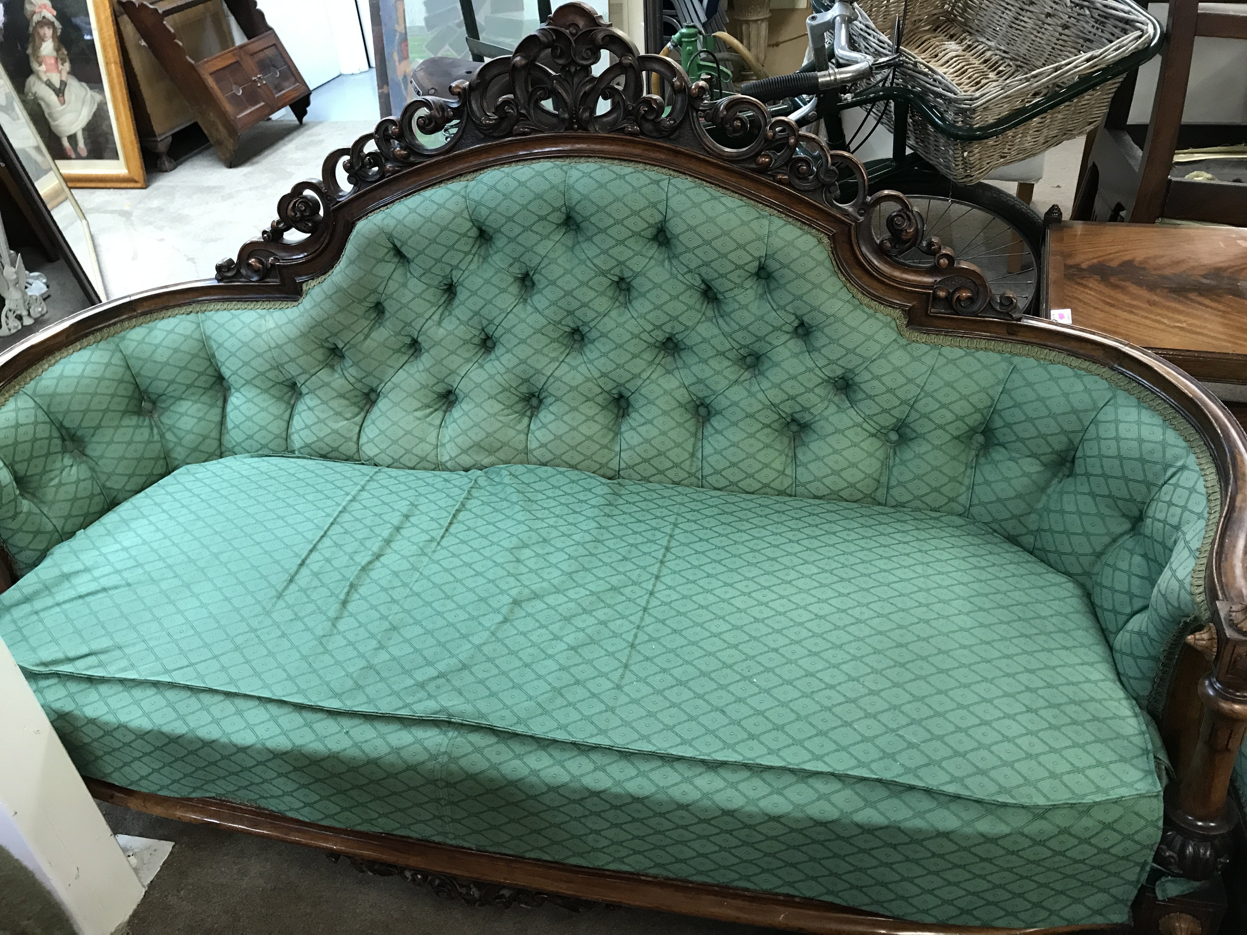 Victorian Chaise Longue (190cm wide) and sofa (163cm wide 100cm tall)