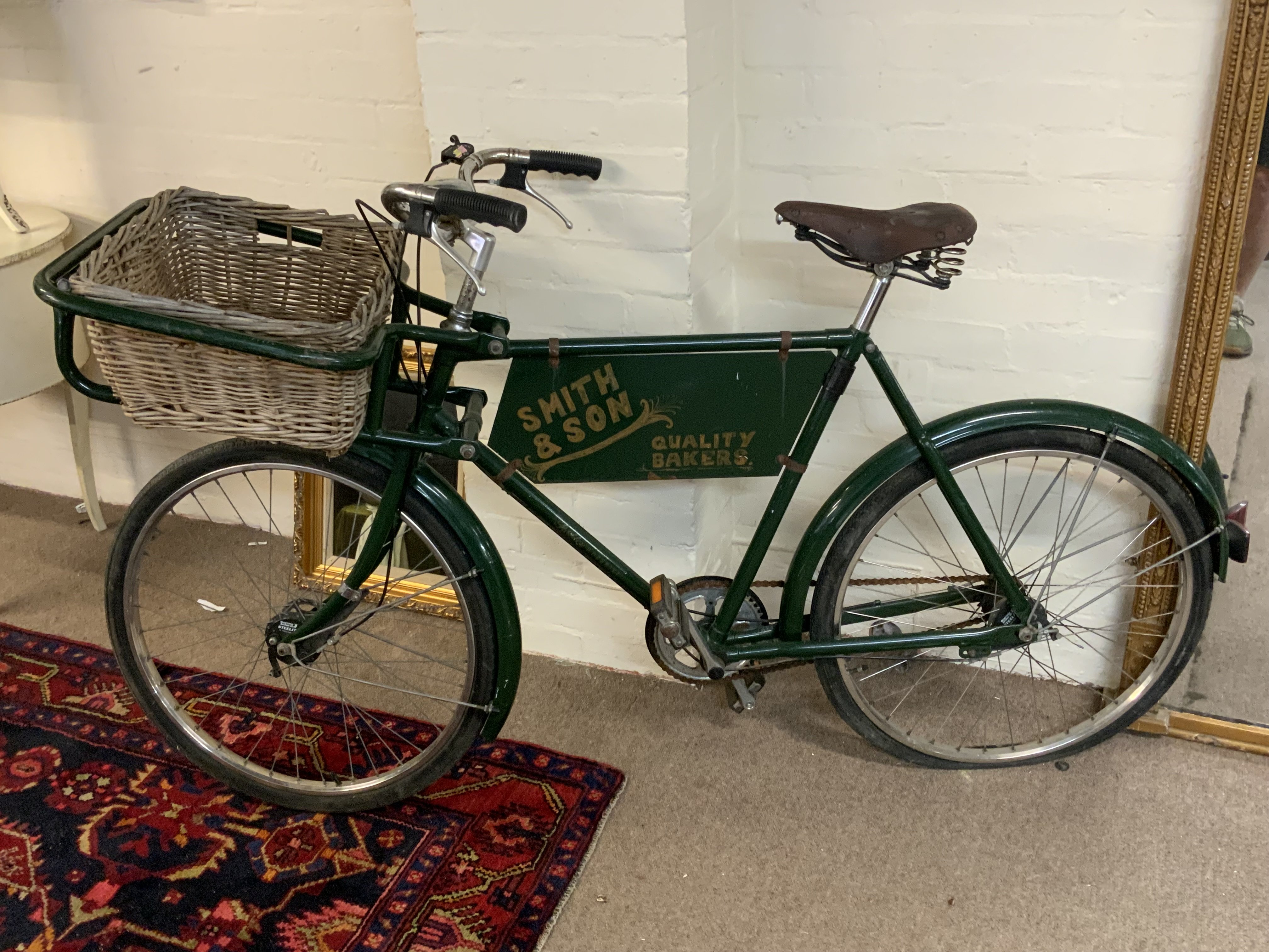 A Vintage grocers/bakers bike. (D)