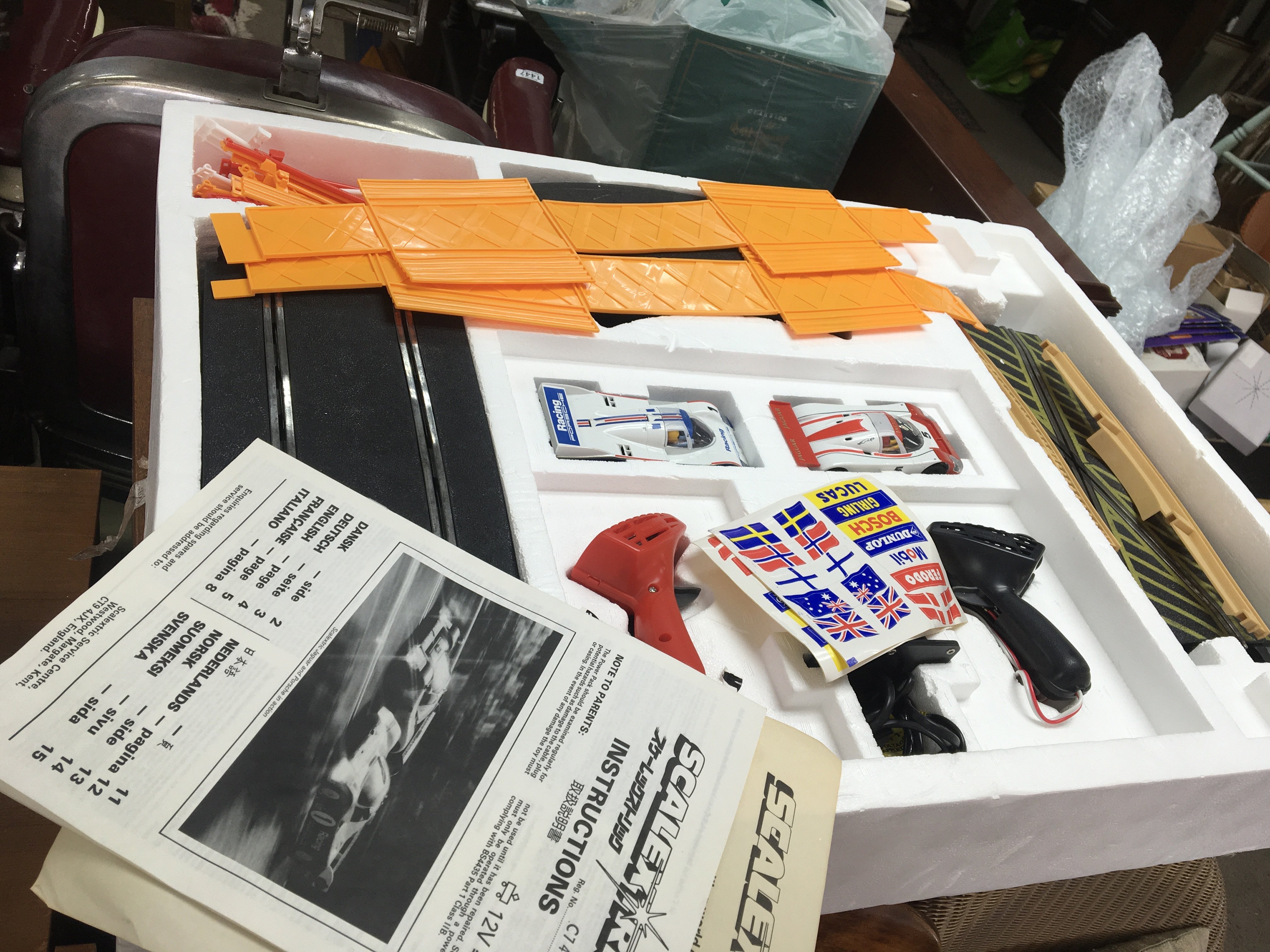 A 24h Lemans Scalextric set and other modern days gone die cast cars. NO RESERVE