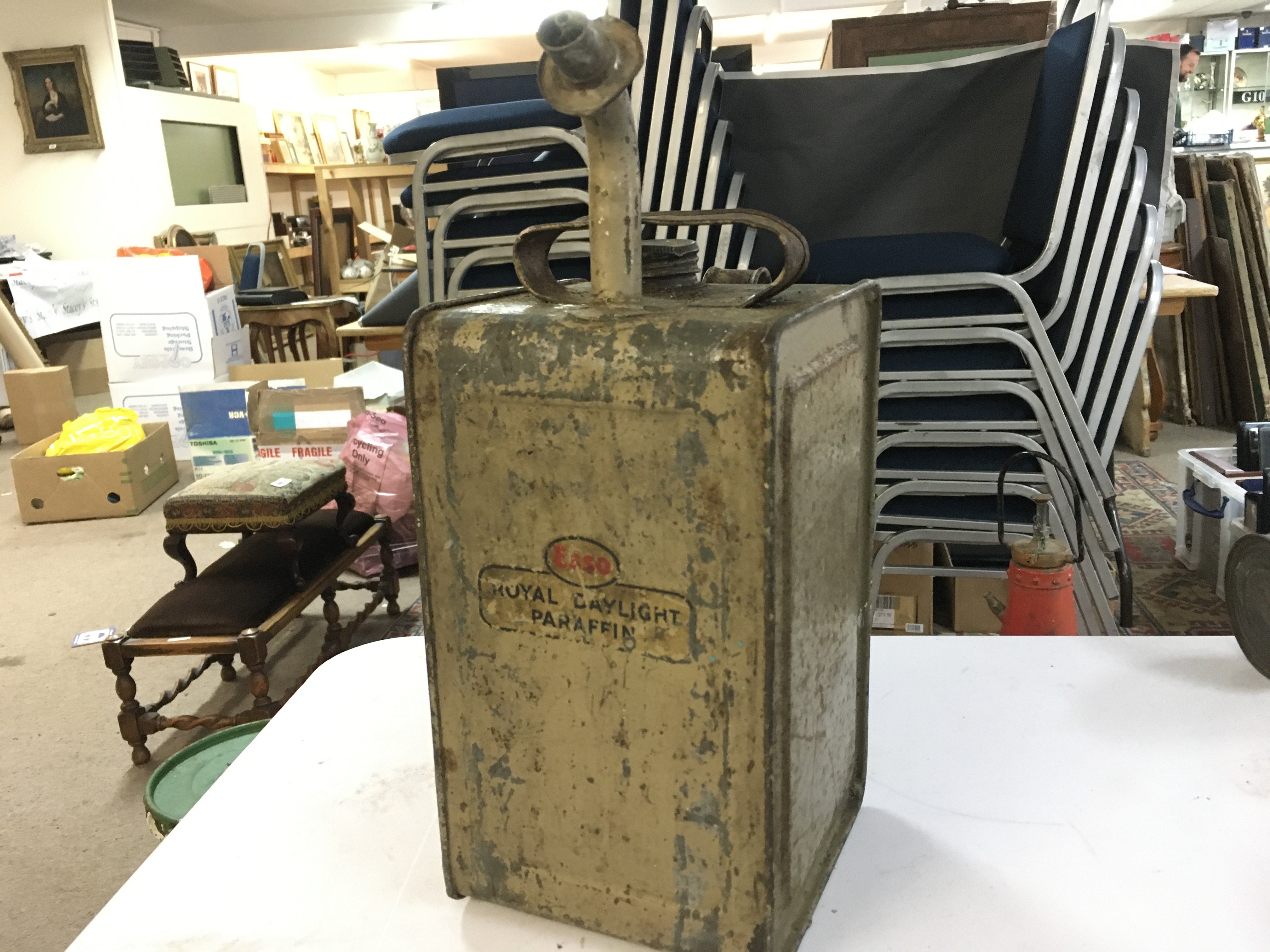 A rare royal daylight paraffin can , no reserve postage catC