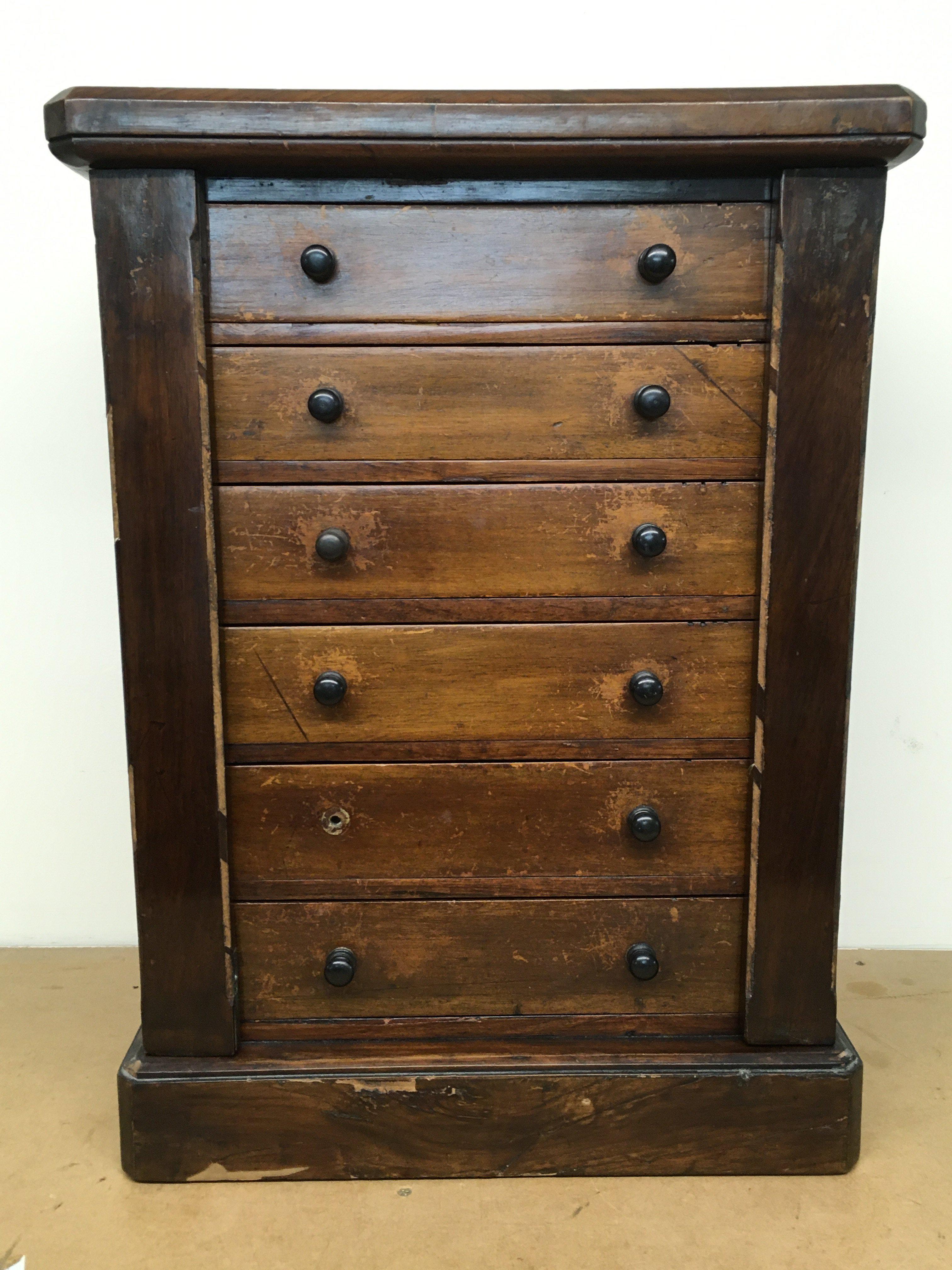 Collectors cabinet 52cm tall 38cm wide