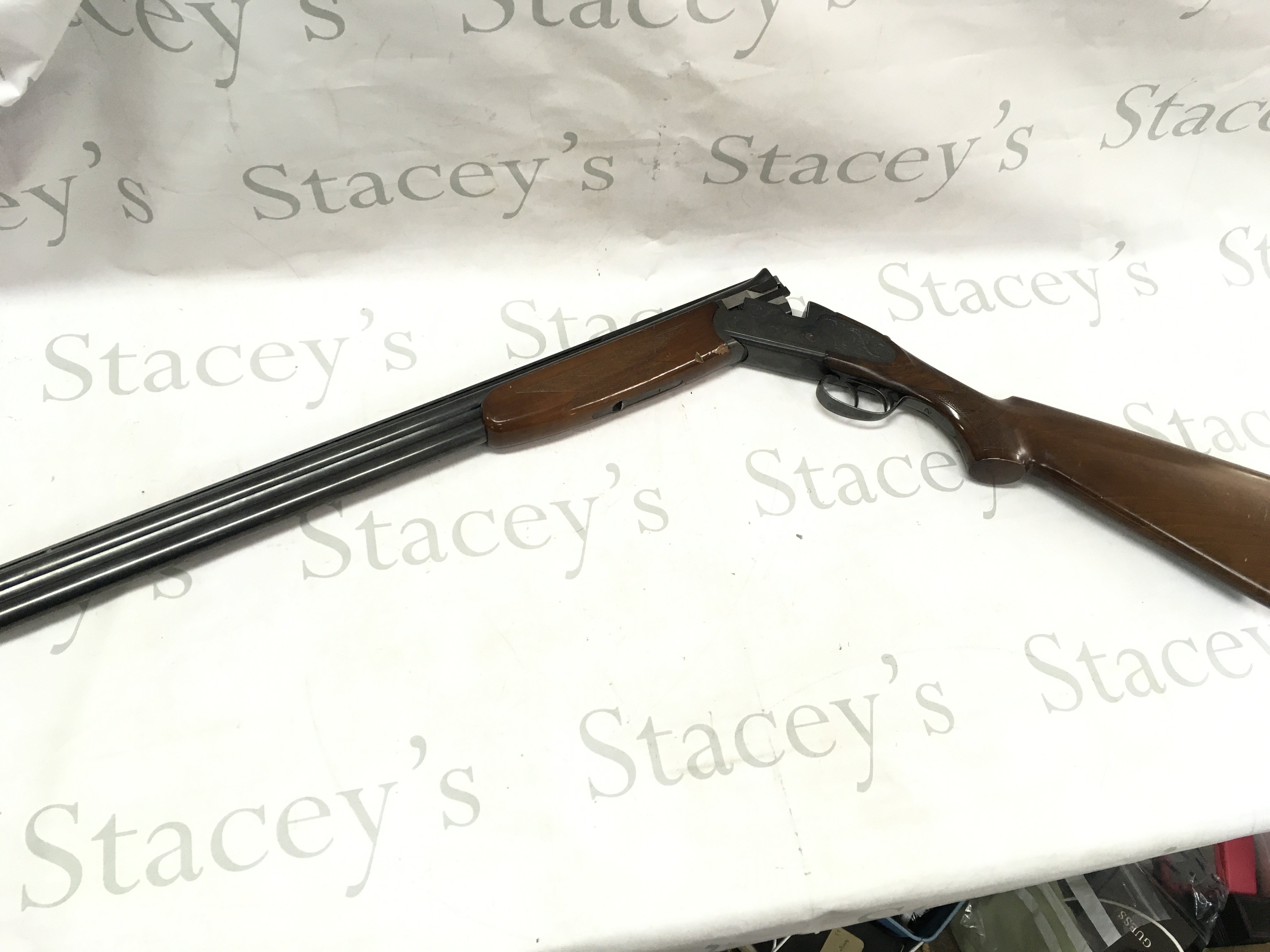 A Sarasqueta 12g over under shotgun. Double trigger. 27.5inch barrel 44 overall. #K3236 A FIREARMS OR SHOTGUN LICENSE IS REIRED TO BUY THIS LOT VIEWING AND AFTER SALE COLLECTION BY APPOINTMENT ONLY.