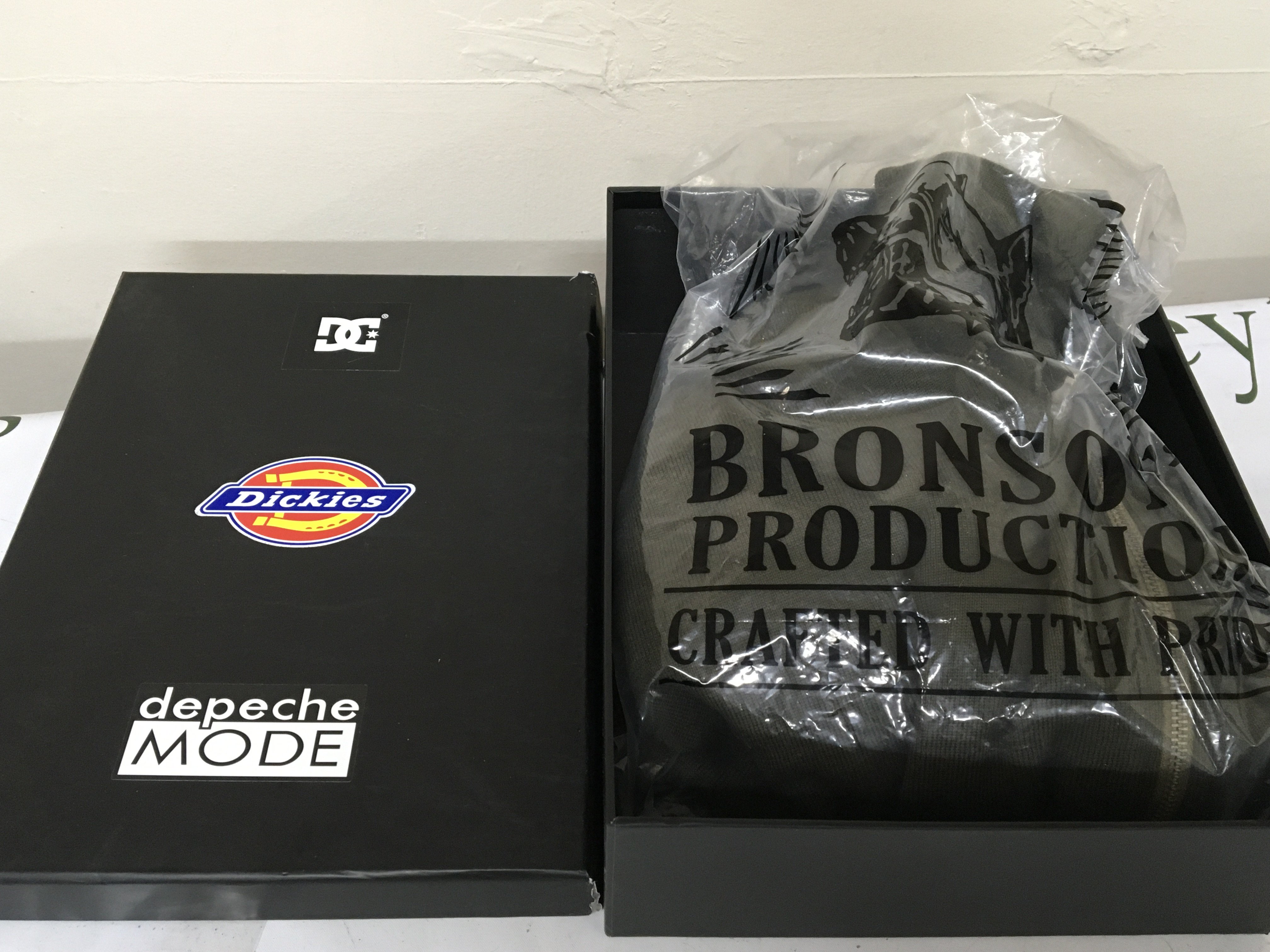 An American Bronson Military zip jumper as new boxed for Air Force Type C-2 Spec 94-3055-A