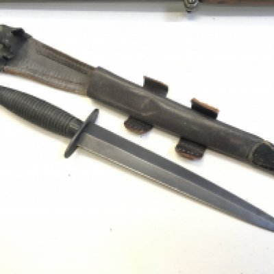 A Second PatternBritish Commando Fairbrain Sykes fighting Knife with makers stamp William Rodgers