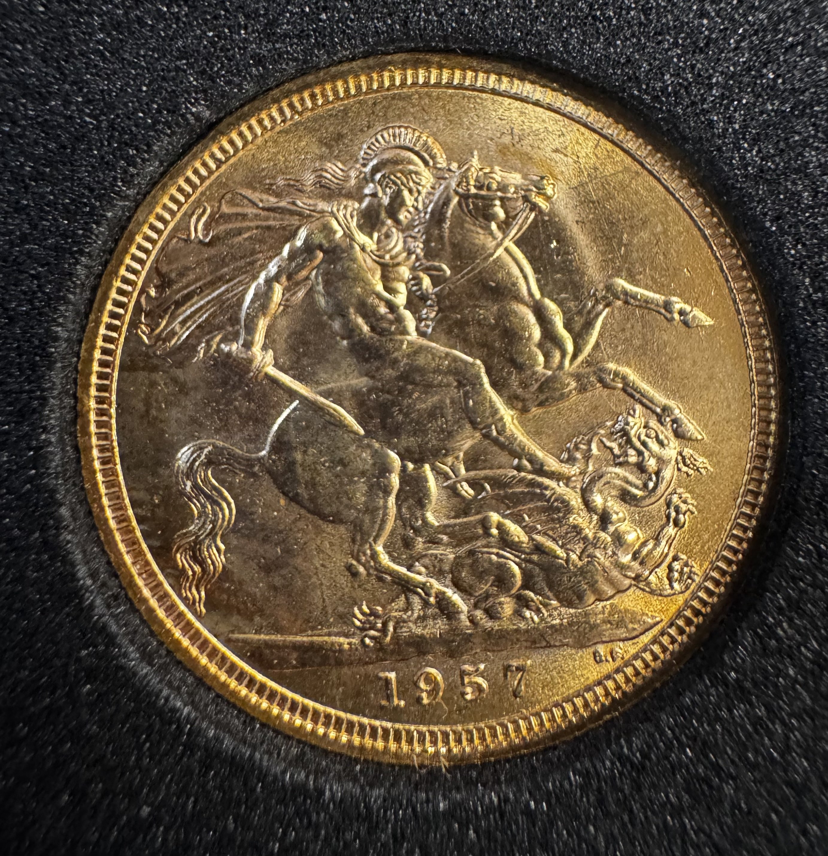 1957 Queen Elizabeth II full sovereign (A)