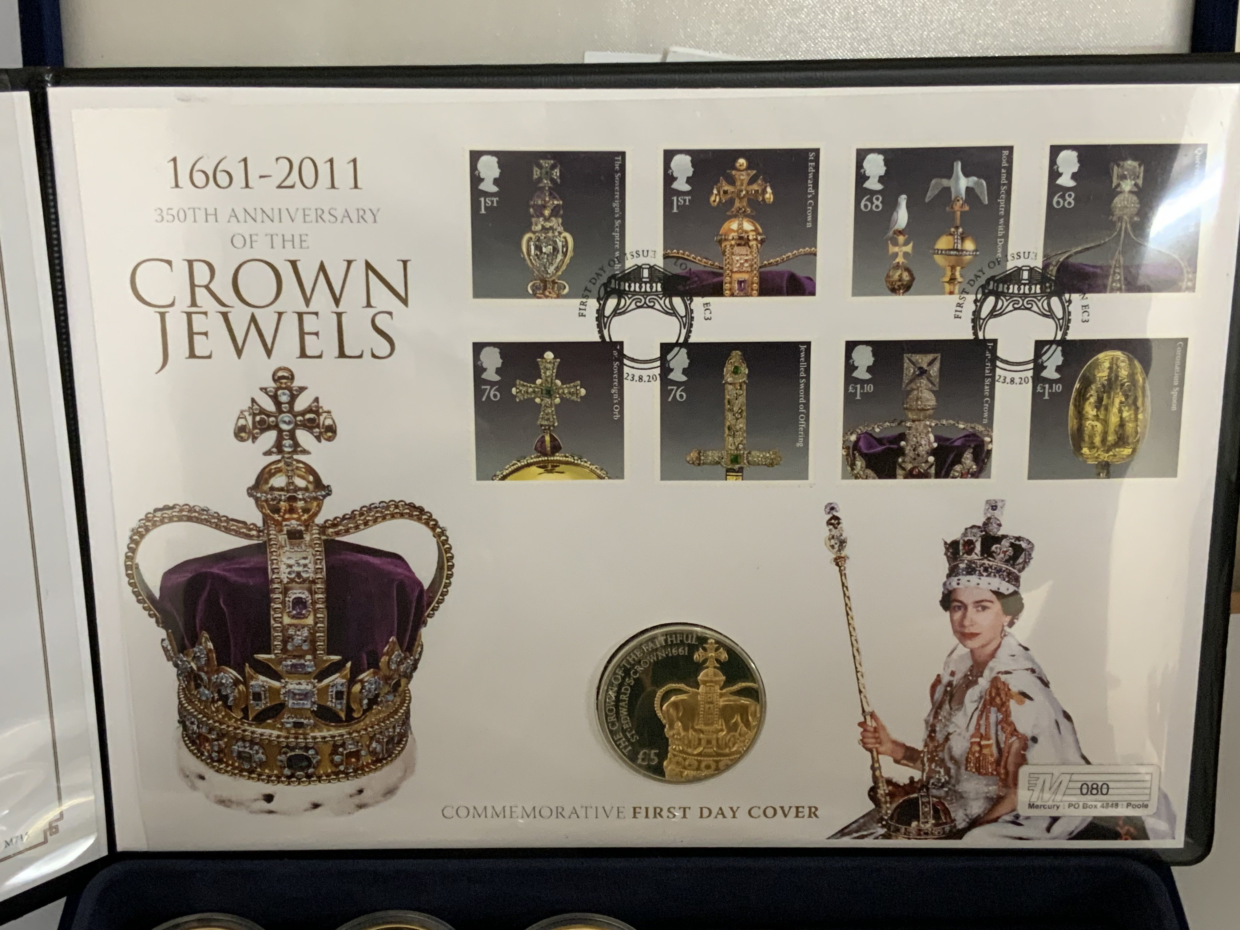 A large collection of commemorative coinage including numismatic and philatelic covers.