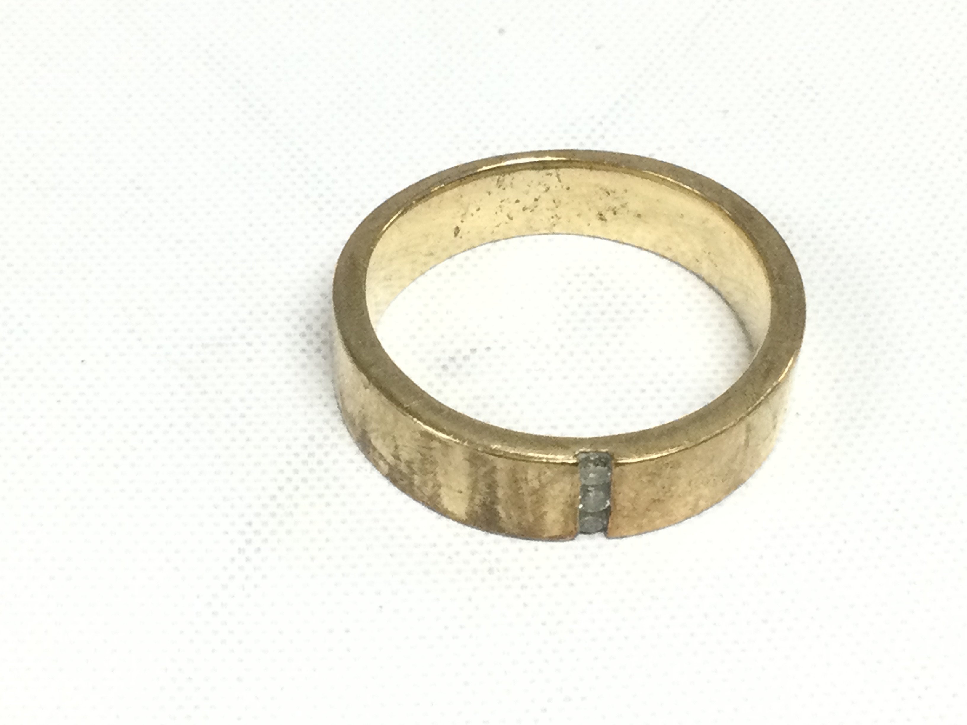 A 9ct gold diamond set ring, approx 8.5g and approx size S-T. Shipping category A.