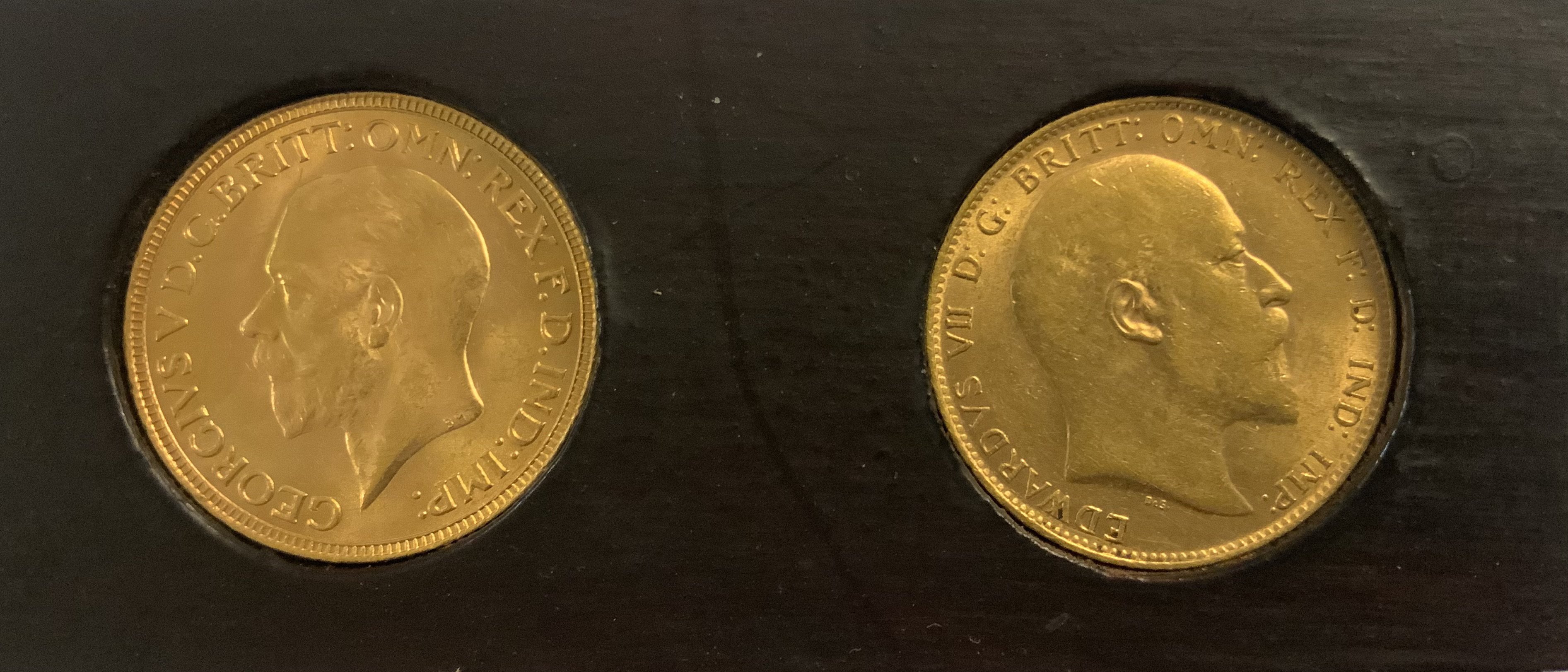 2 Full Sovereigns to include a Edward VII 1909, George V 1931 South Africa mint. (A)
