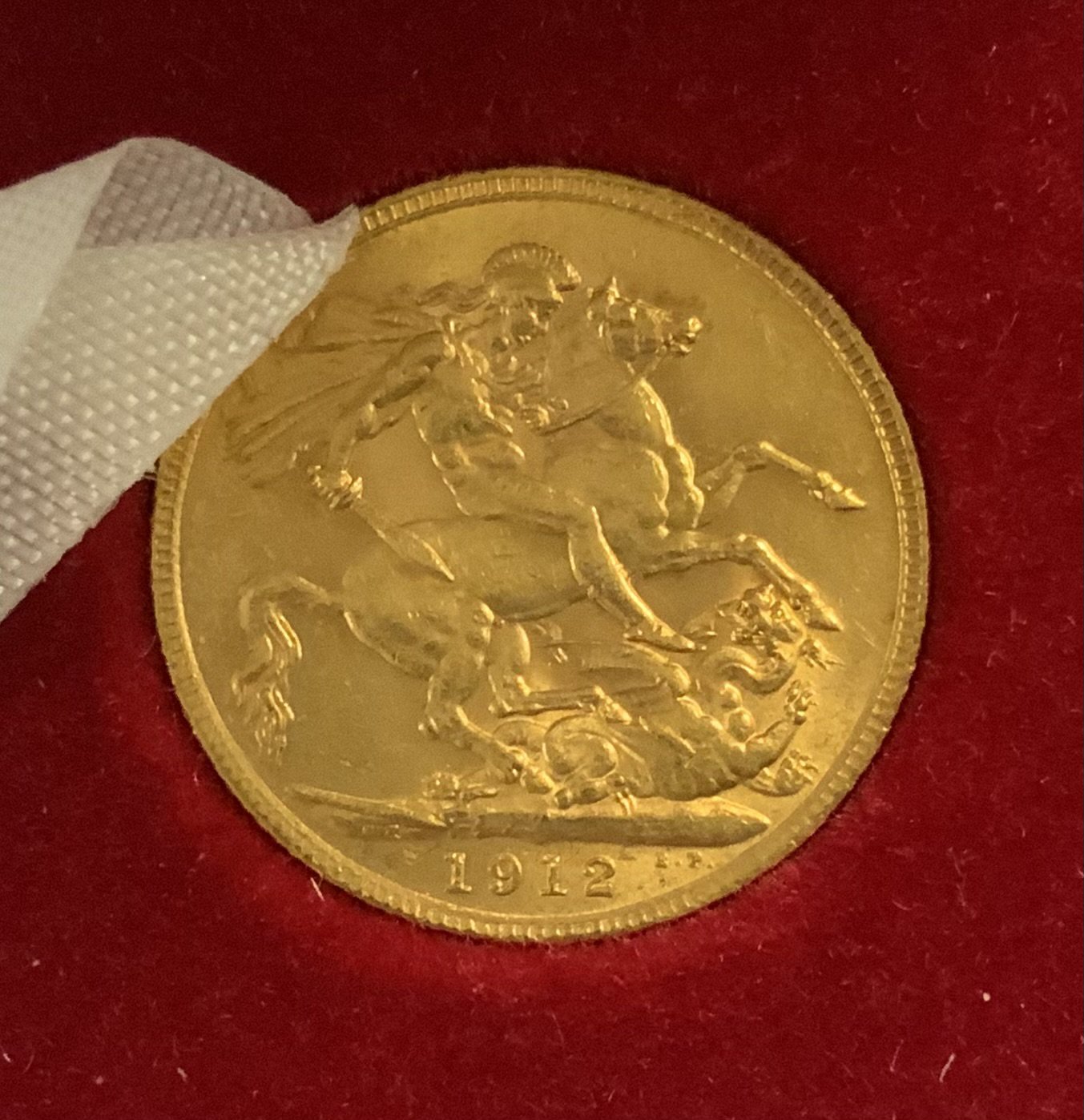 A George V, 1912 full sovereign (A)