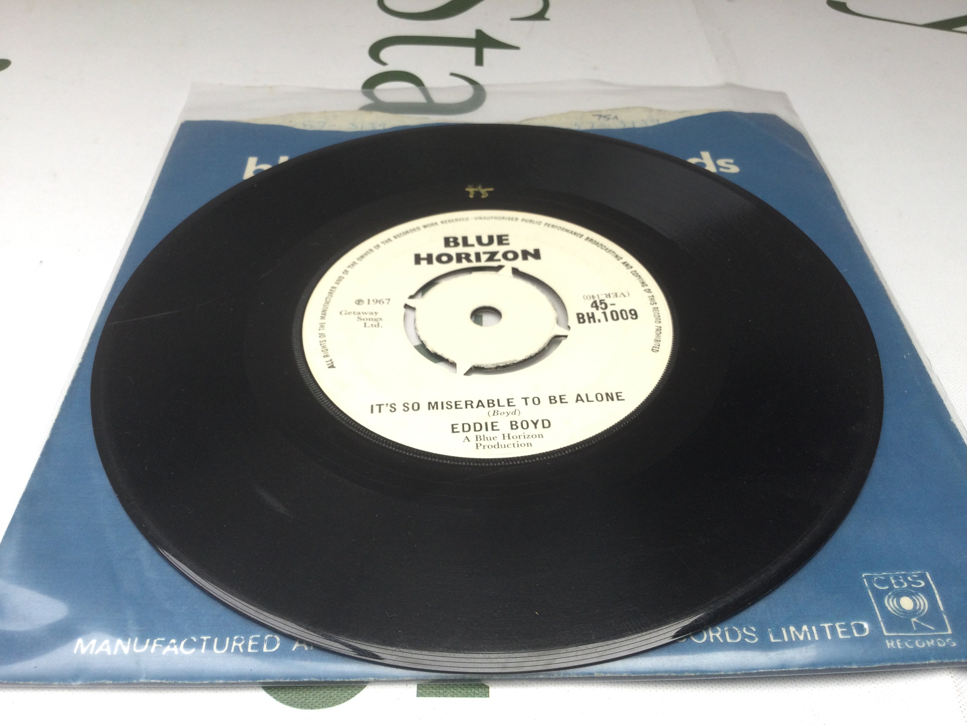 A very rare 7" single on the Blue Horizon label by Eddie Boyd of It's so miserable to be alone b/w Empty Arms. Backing group consists of Peter Green and John McVie of Fleetwood Mac plus Aynsley Dunbar on drums. One feelable scratch on Side A.