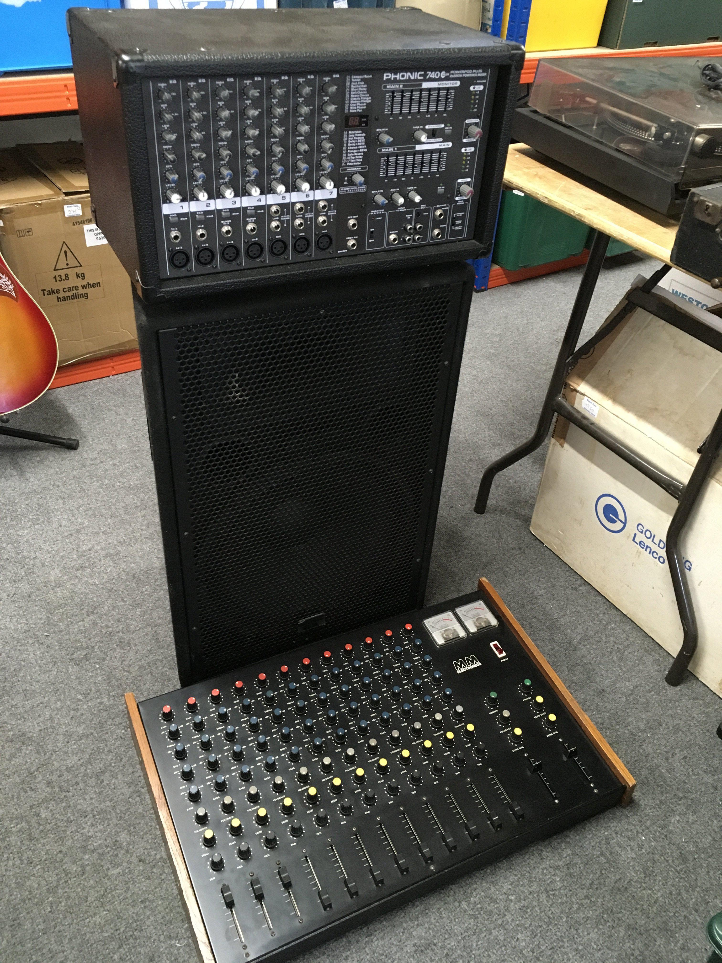 A vintage MM Electronics MP175 12 channel mixer, a boxed Phonic 740 Powerpod Plus powered mixer, a boxed Studiomaster GX15 speaker and a box of leads (4)