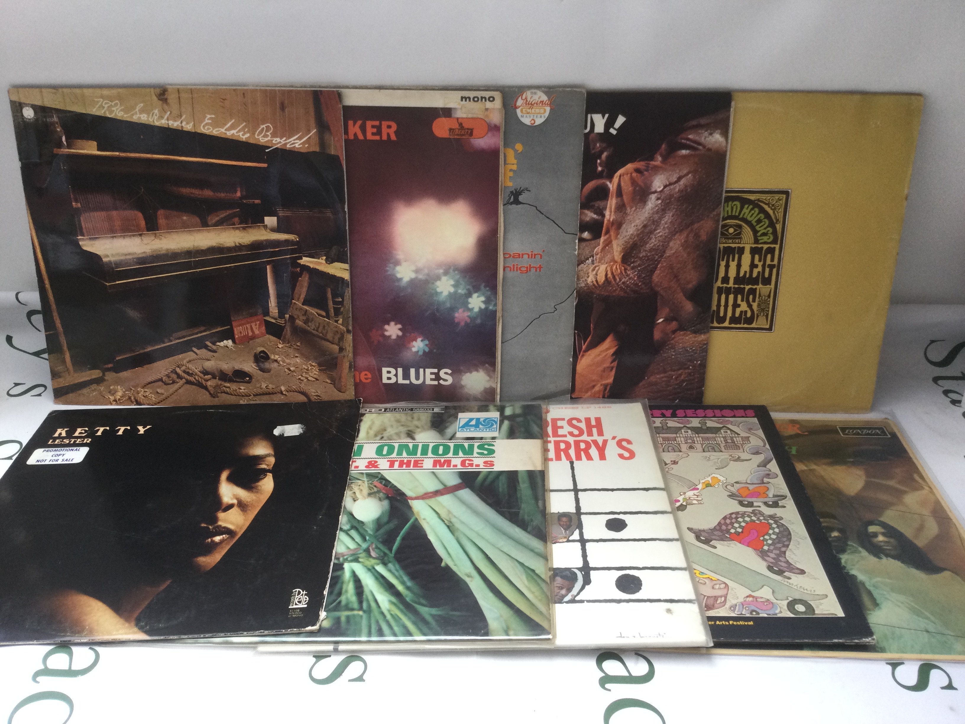 Ten blues and soul LPs by various artists including Eddie Boyd with Fleetwood Mac, T Bone Walker, Howlin Wolf and others.