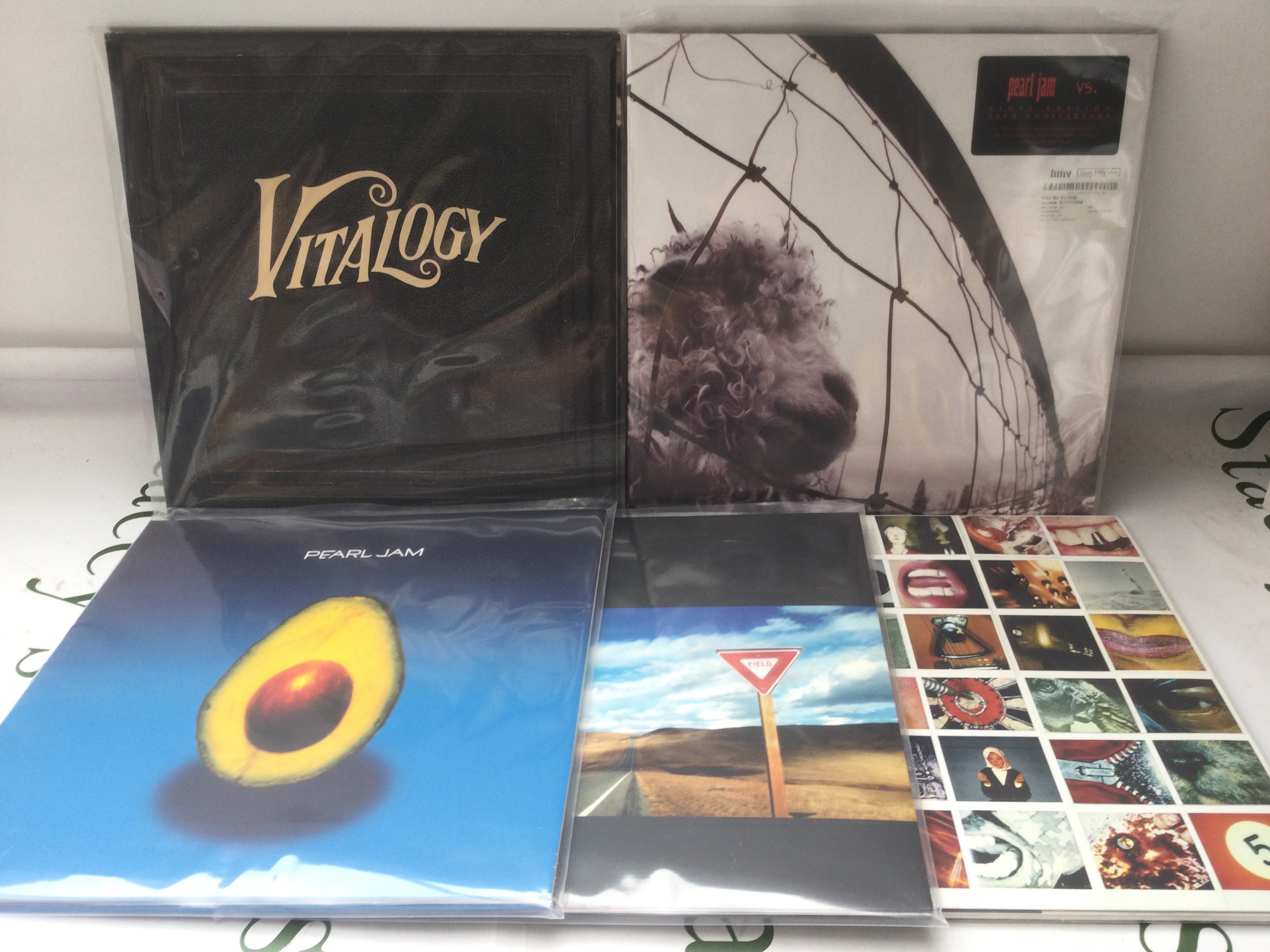 Five 180g reissues of Pearl Jam LPs comprising Vs, No Code, Vitalogy and others.