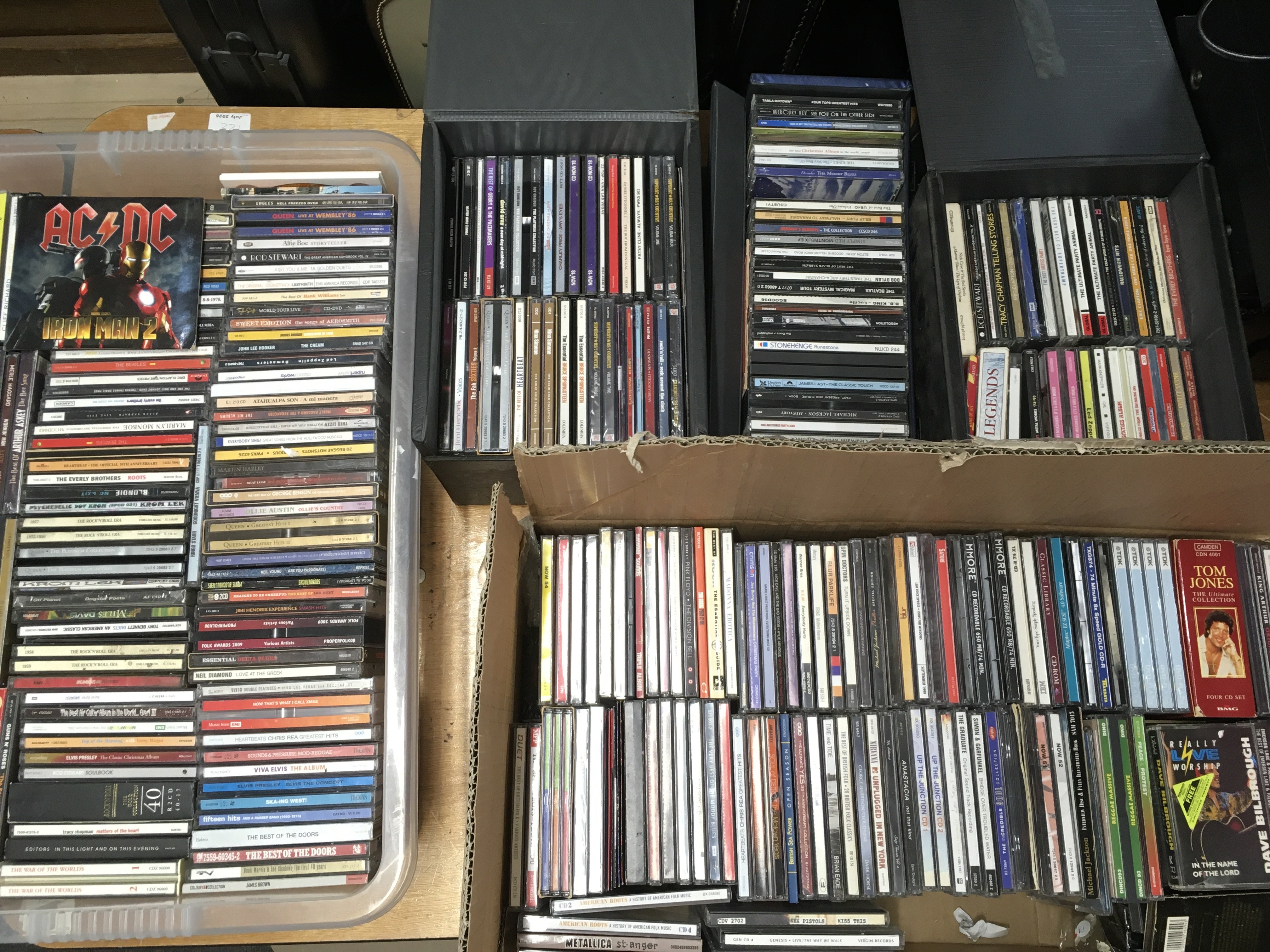 A large collection of CDs by various artists including Sex Pistols, Metallica, AC/DC, Nirvana and many more.