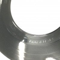 Arctic Monkeys. One of a very limited run of 50 promos pressed for their debut single 'Five Minutes With The Arctic Monkeys' comprising the tracks 'Fake Tales Of San Francisco' and 'From The Ritz To The Rubble'. Ex condition. Test played with no jumps, skips or surface noise.