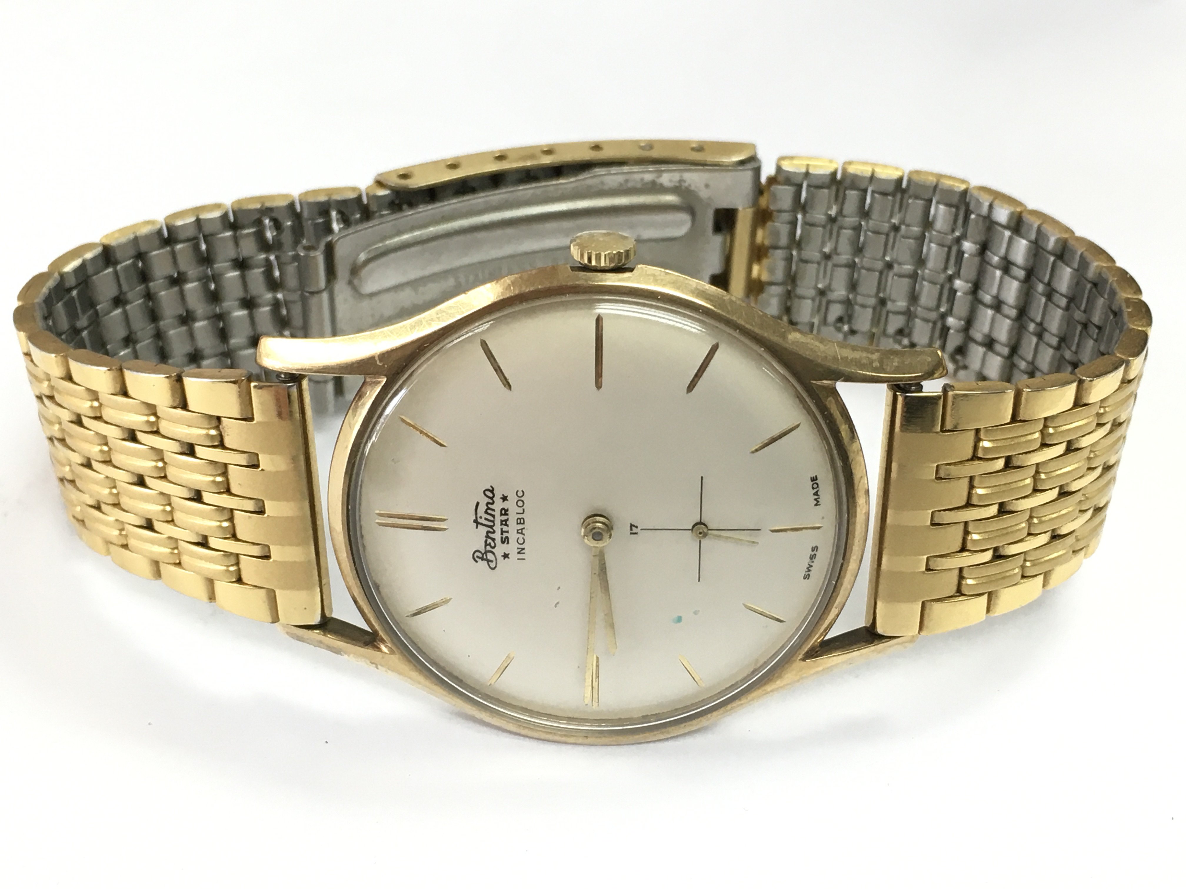 A Gents Bentima Star 9ct gold cased wrist watch . Seen working. Total weight 53g. Postage category A