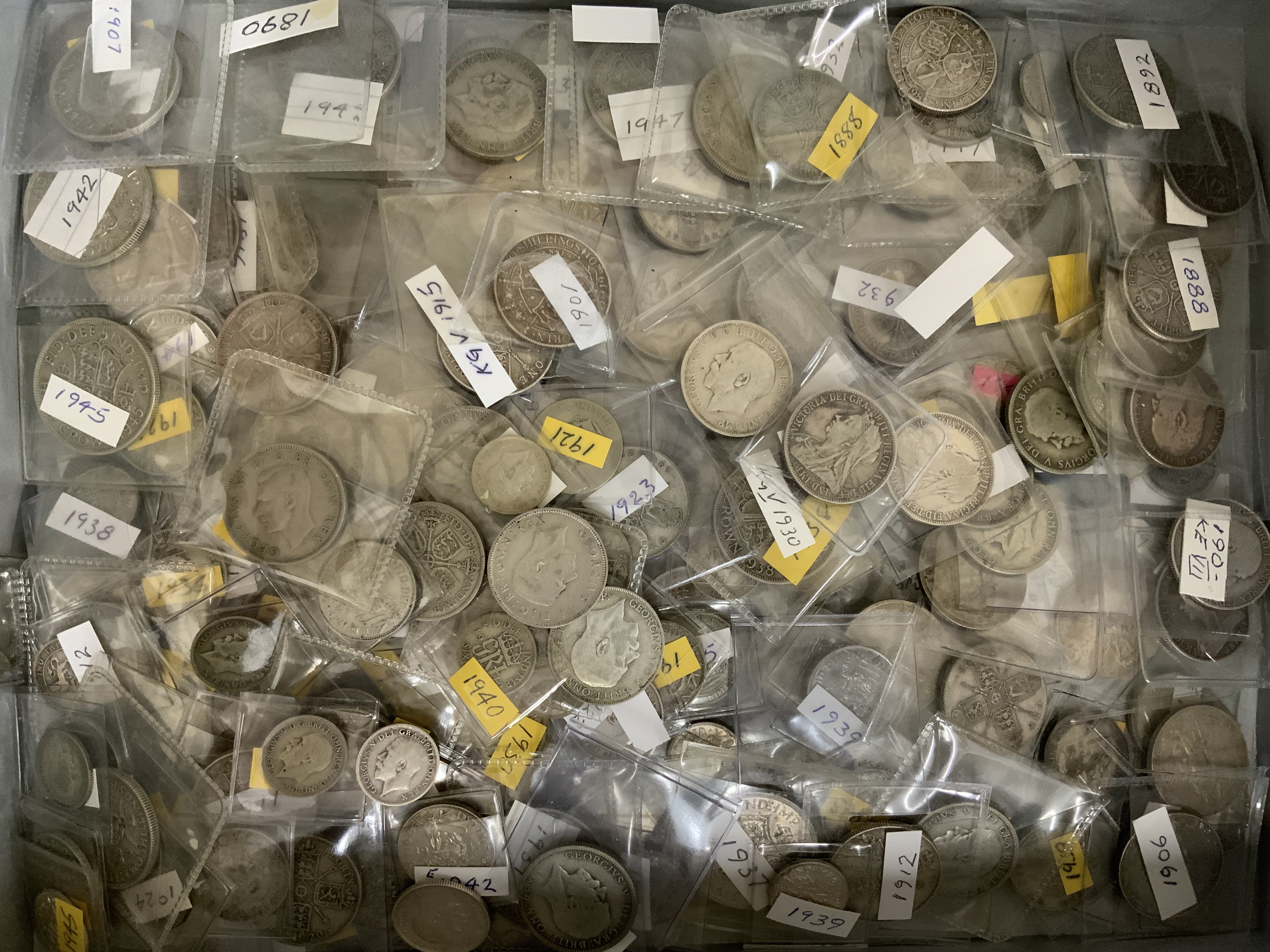 An extensive collection of pre 1947 British silver coinage. Three pence through to Half Crowns. (A)
