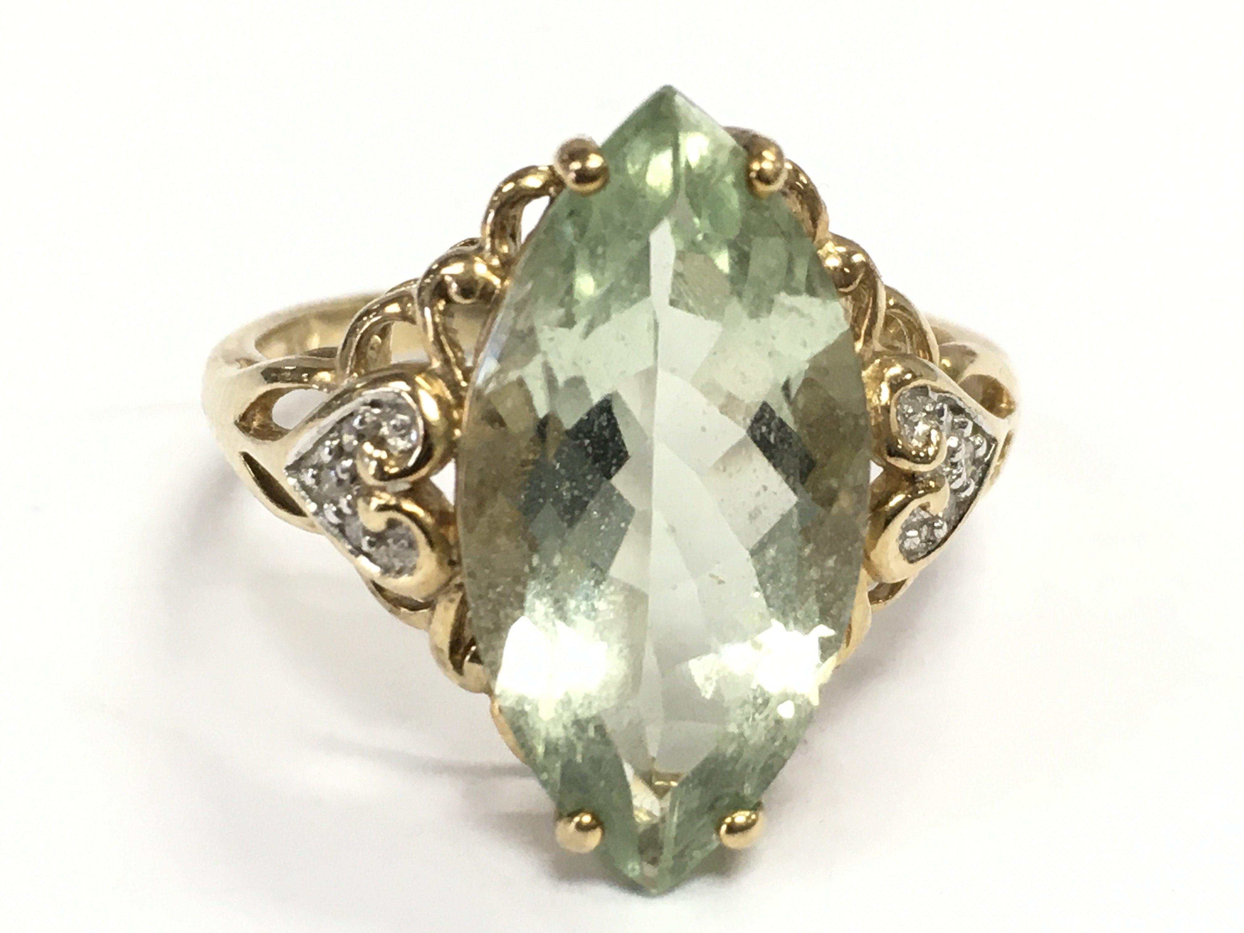 A 9 carat gold tourmaline ring, 3.8g total weight , P/Q. Postage category A