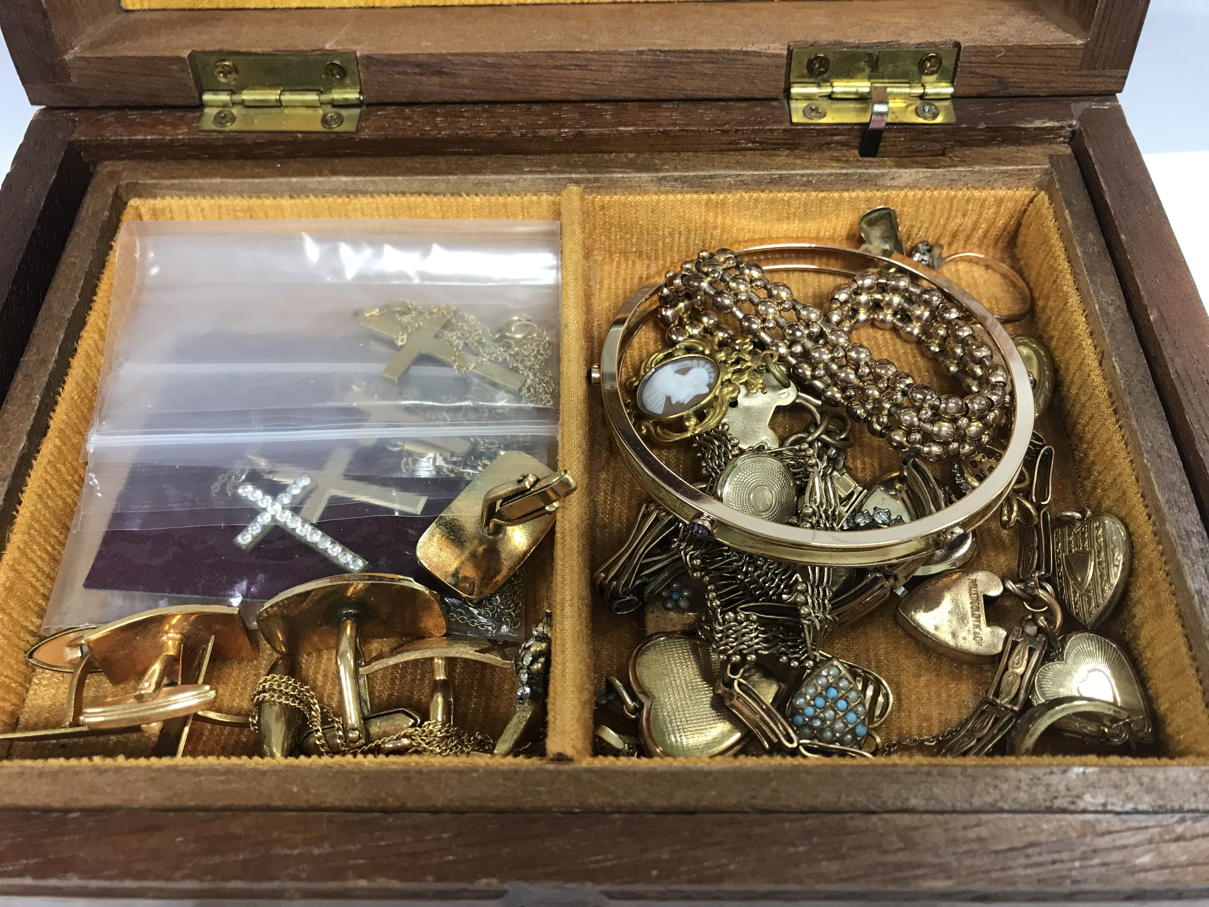 A Collection of costume jewellery including rolled gold pendants, rings, bracelets