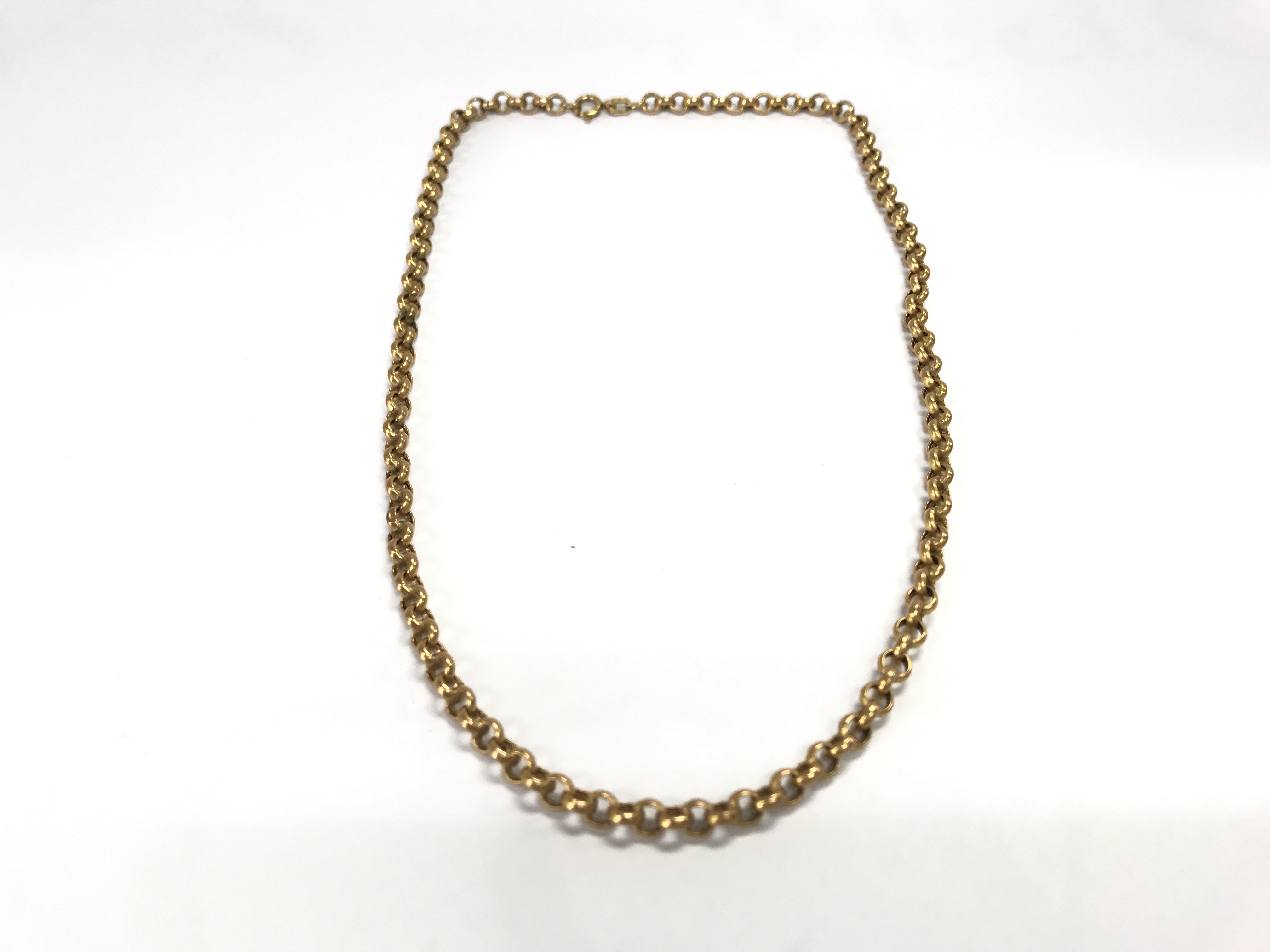 A 9ct gold belcher style chain. 5.83g and 40cm long. Postage A