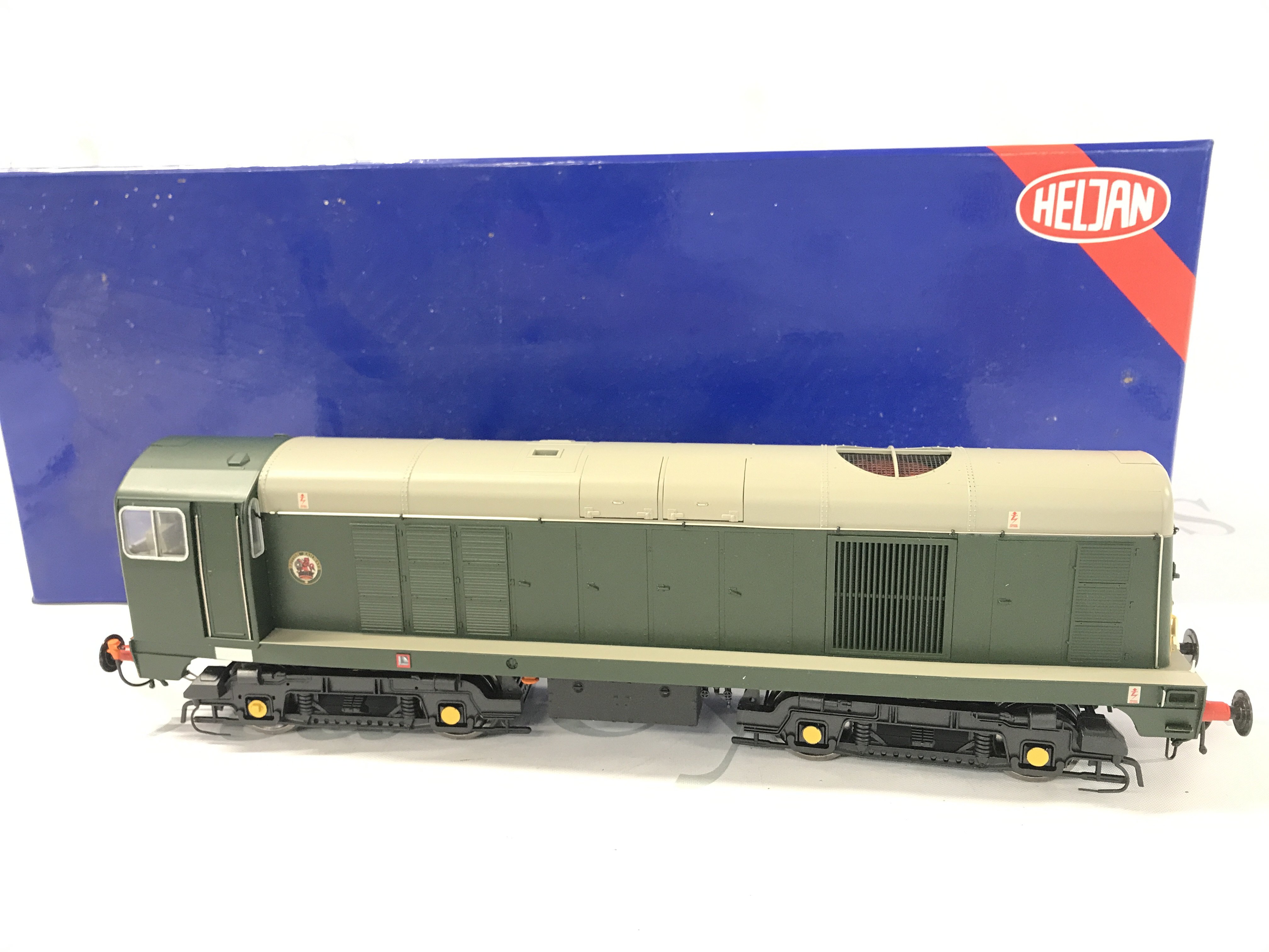 A Boxed Heljan 0 Gauge BR Green Livery With Small Yellow Panels Class 20 #2000.