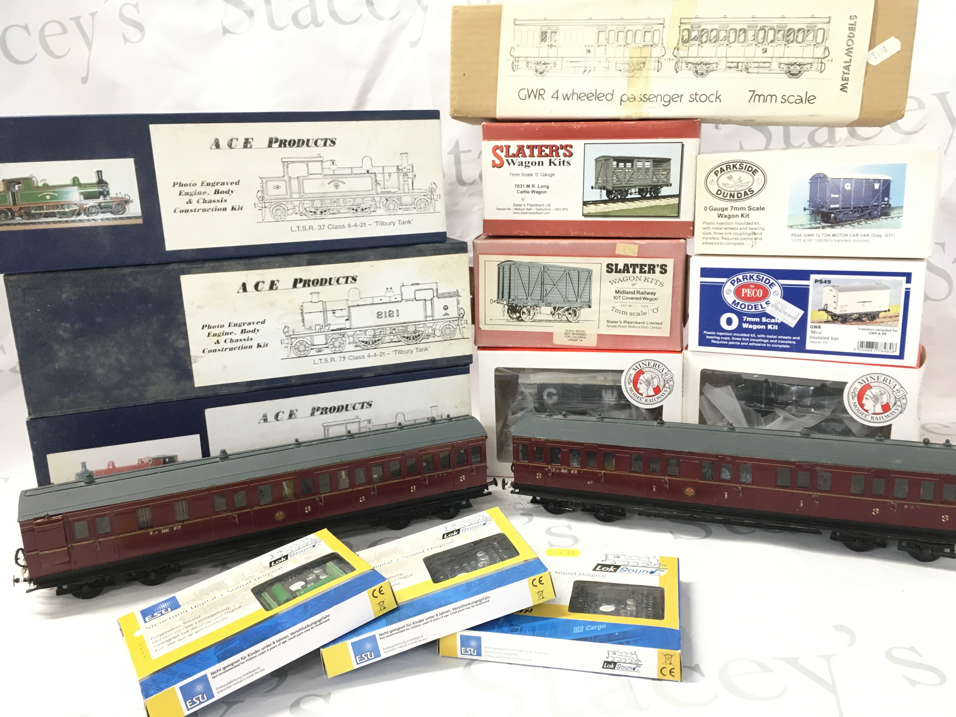 A Collection Of 0 Gauge Model Kits Including Locos. Wagons. Sound Boards Etc.