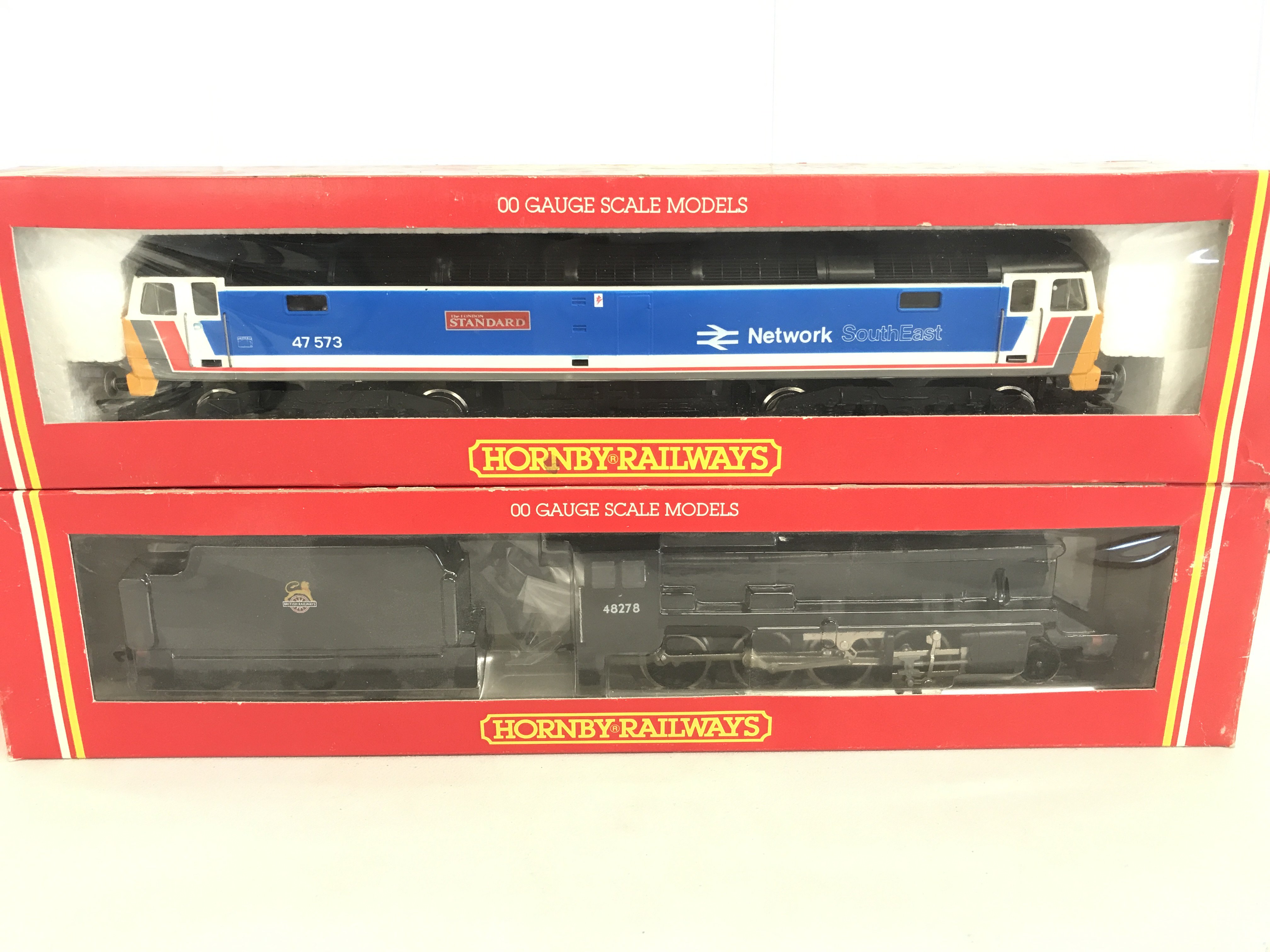 A Boxed Hornby 00 Gauge BR 2-8-0 Loco 8F Class #R.324 And A BR Co-Co Diesel London Standard #R.876.