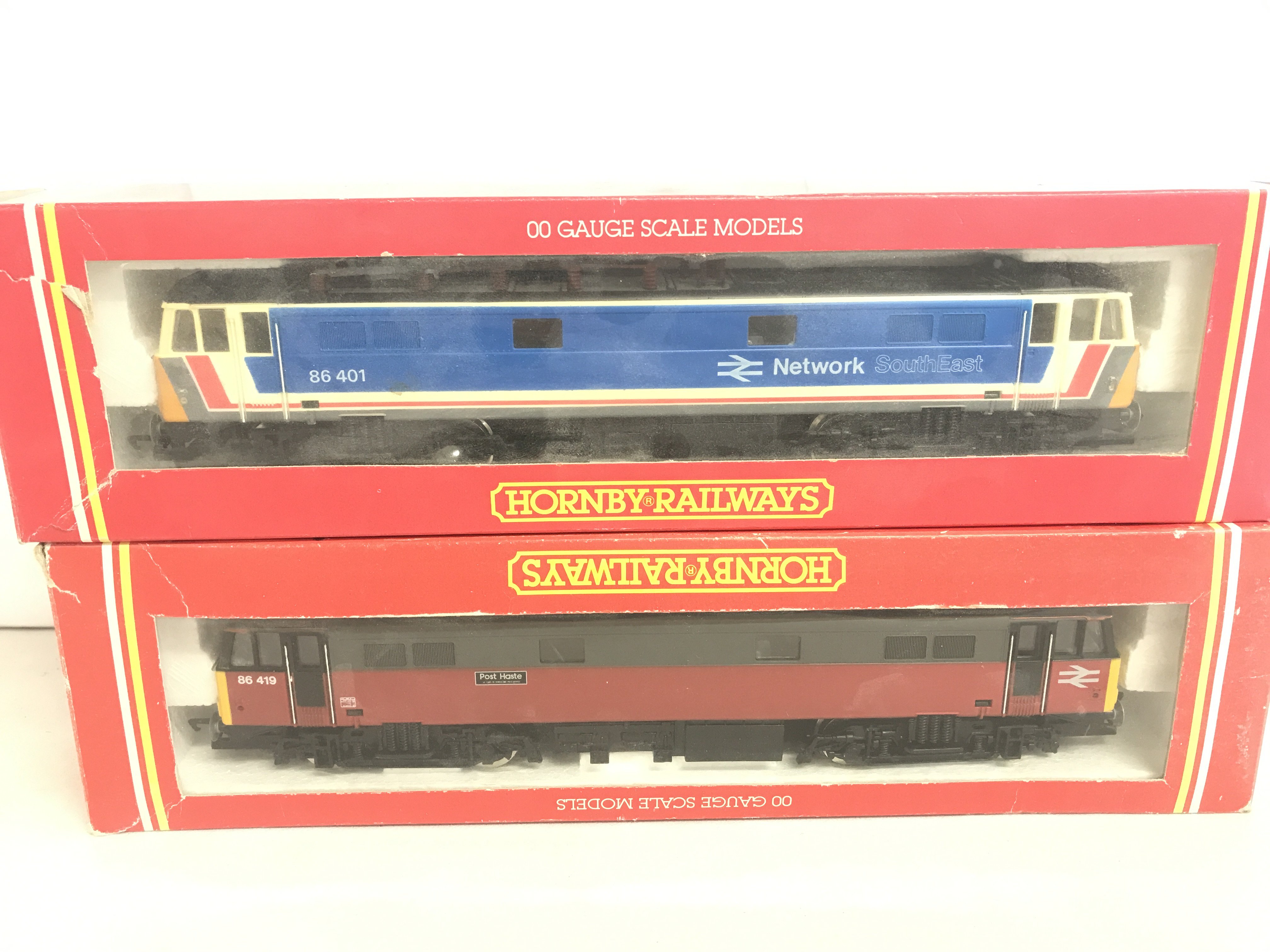 2 X Boxed Hornby 00 Gauge Locomotives. A BR Bo-Bo Electric Class 86 #R.589 And A BR Bo-Bo Electric Class 86-NSE. #R.368.