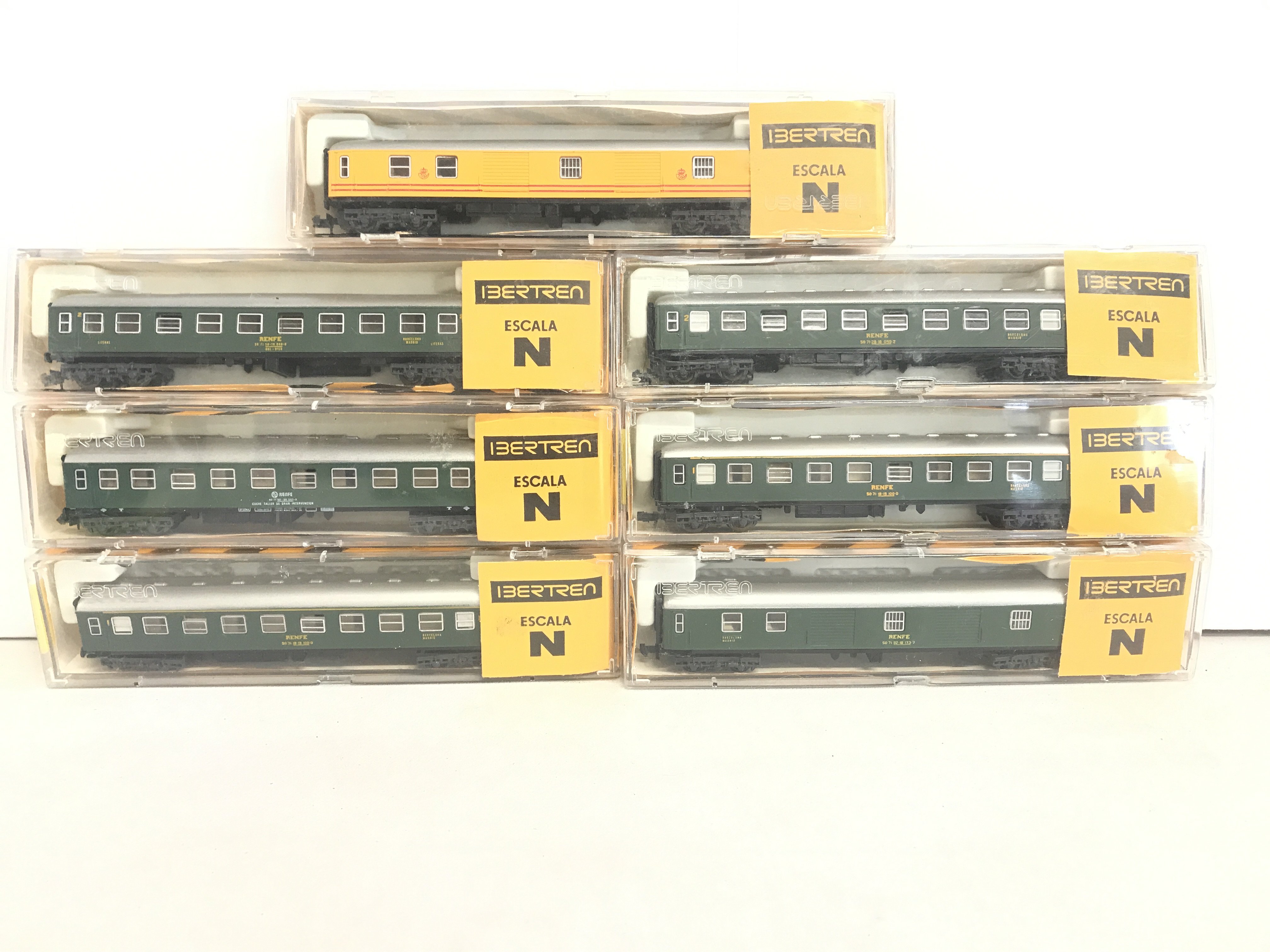 7 Boxed Ibertren N Gauge Renfe (Spanish) coaches And A Spanish Post Coach. No Reserve.