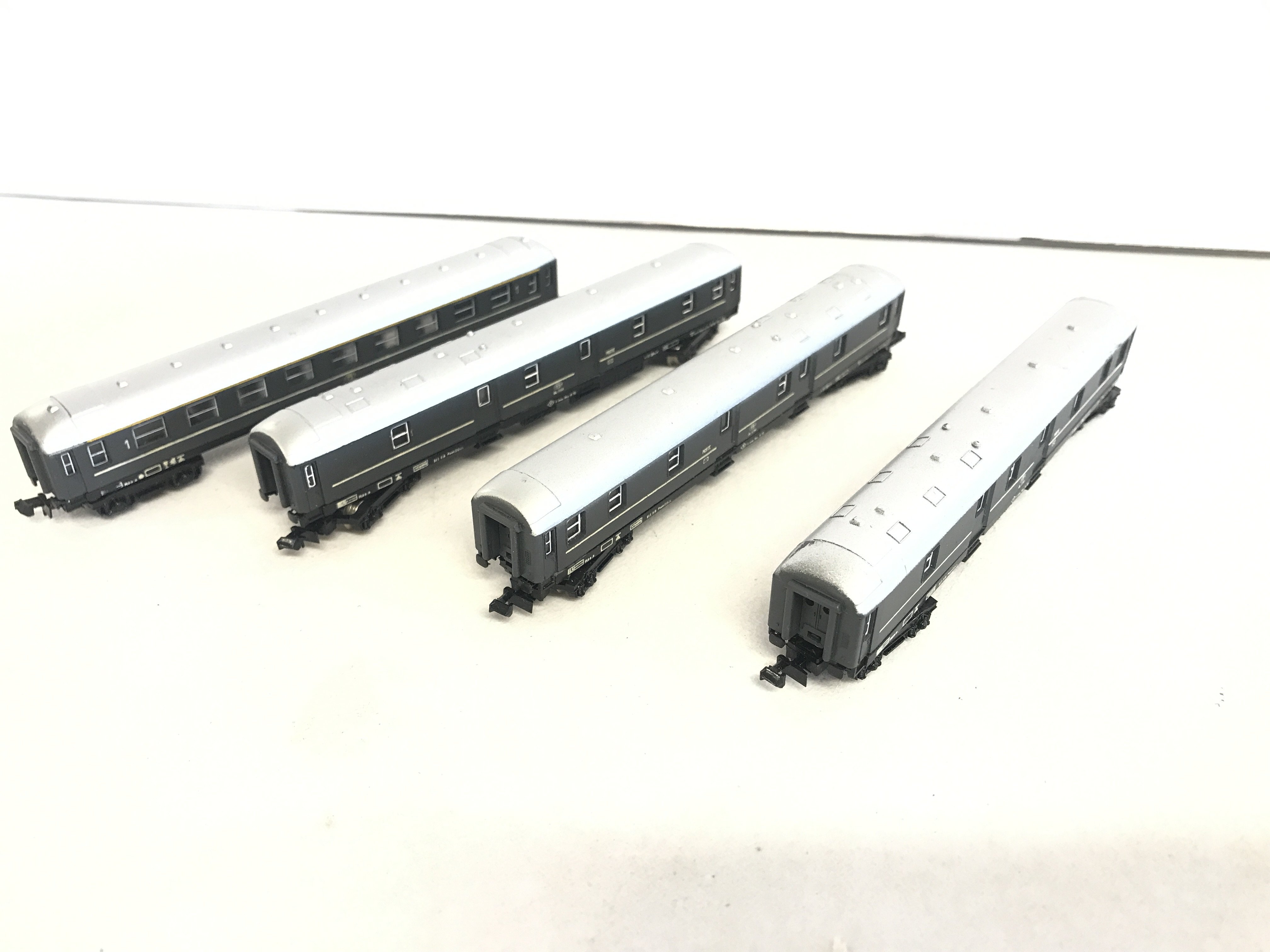 4 X Lima N Gauge Coaches. FS Italian 1xPassenger and 3Xpost. No Reserve.