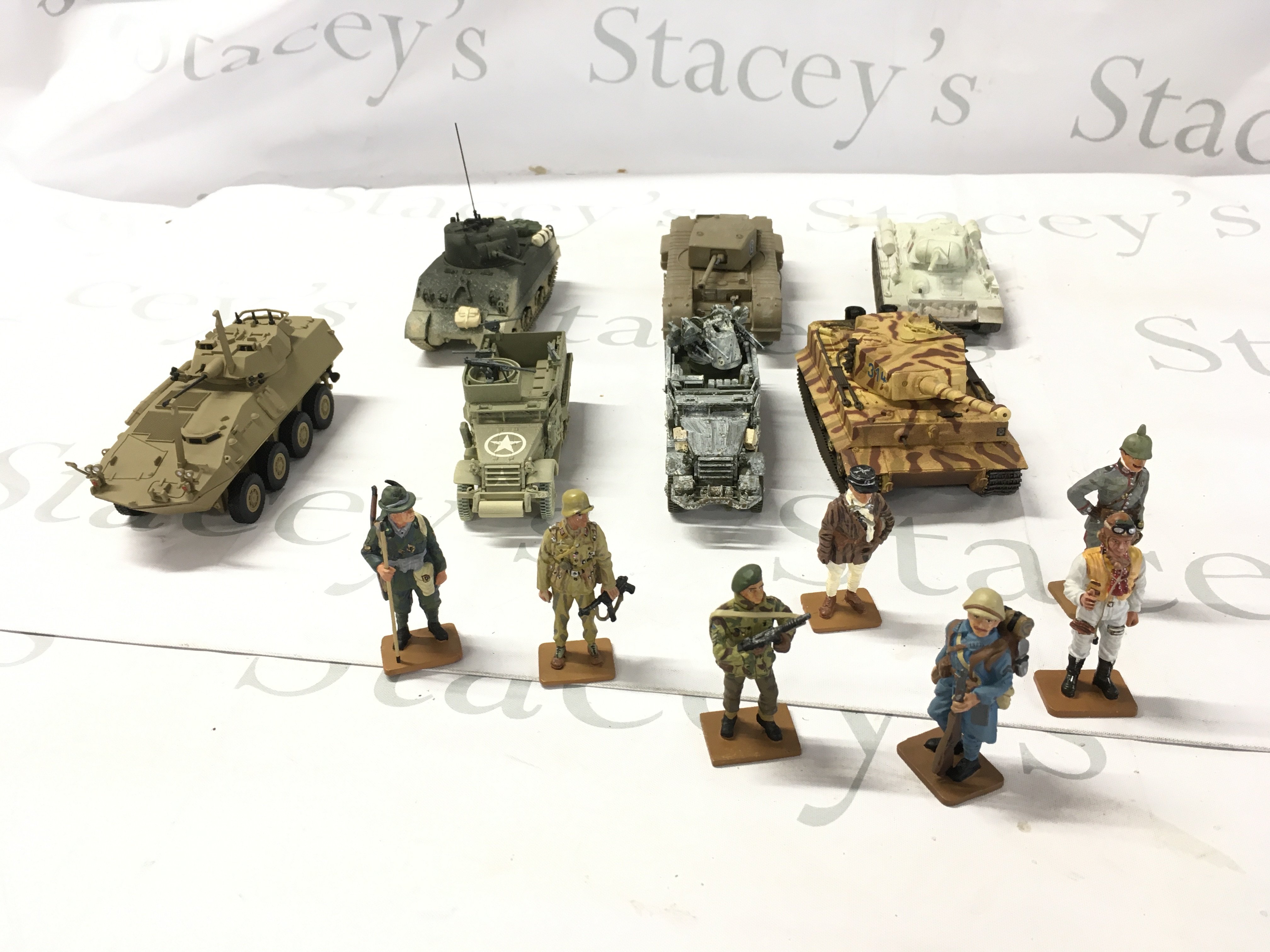 A small collection of military figures including vehicles and personnel mainly by Corgi and DelPrado. No reserve
