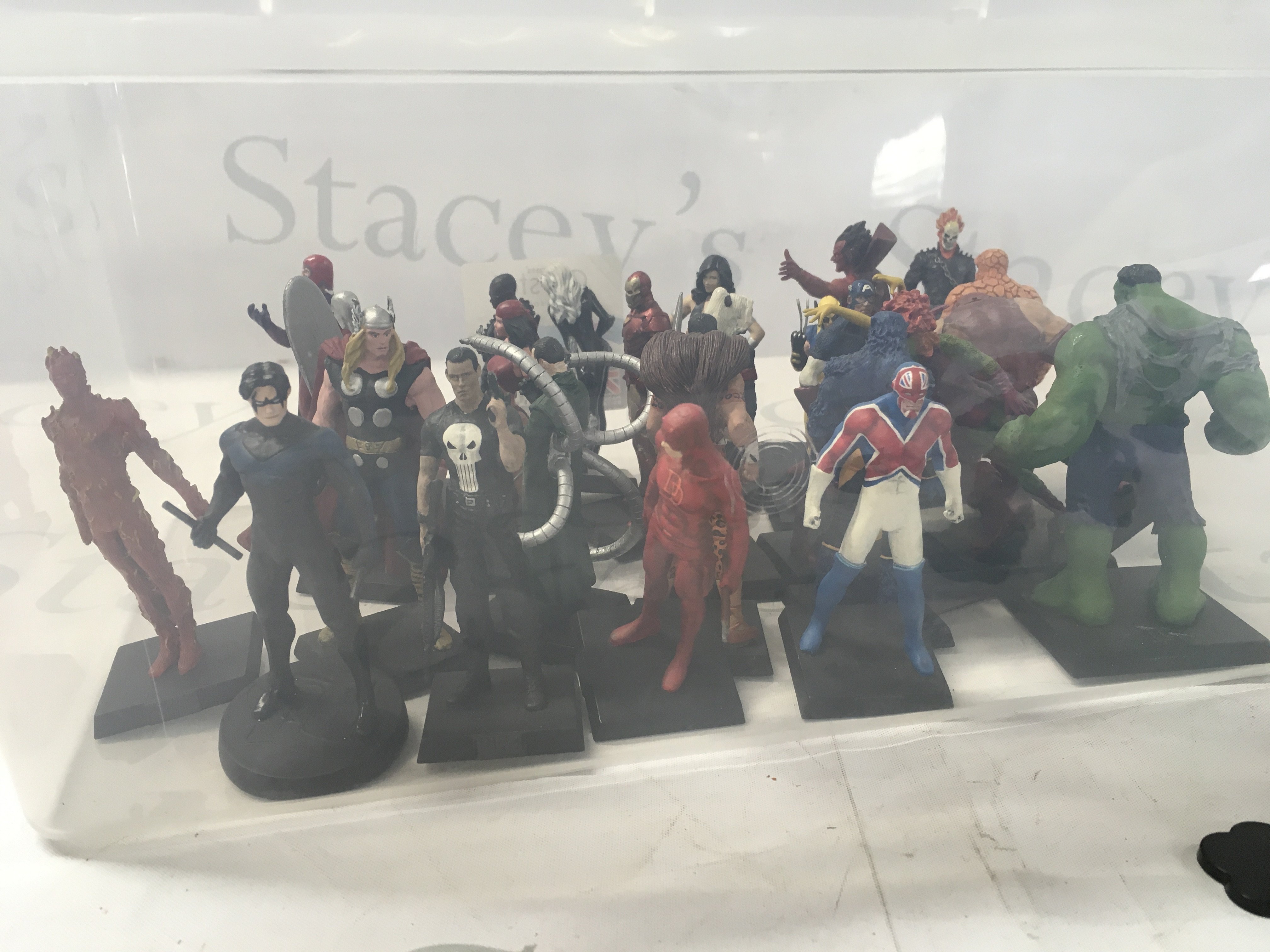 A collection in excess of 20 superhero figures. Also a small collection of 11x Ben 10 figures. No reserve.