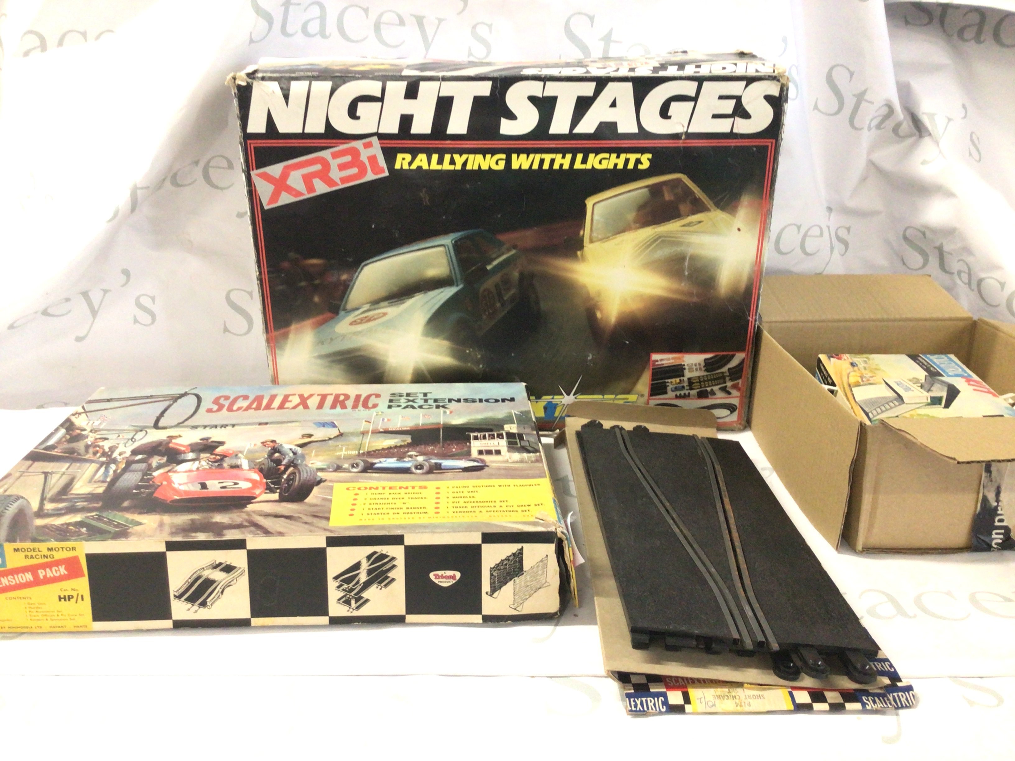 Boxed Scalextric set Night Stages XR3i rallying with lights. Plus a boxed Scalextric extension pack, plus other accessories. (3)