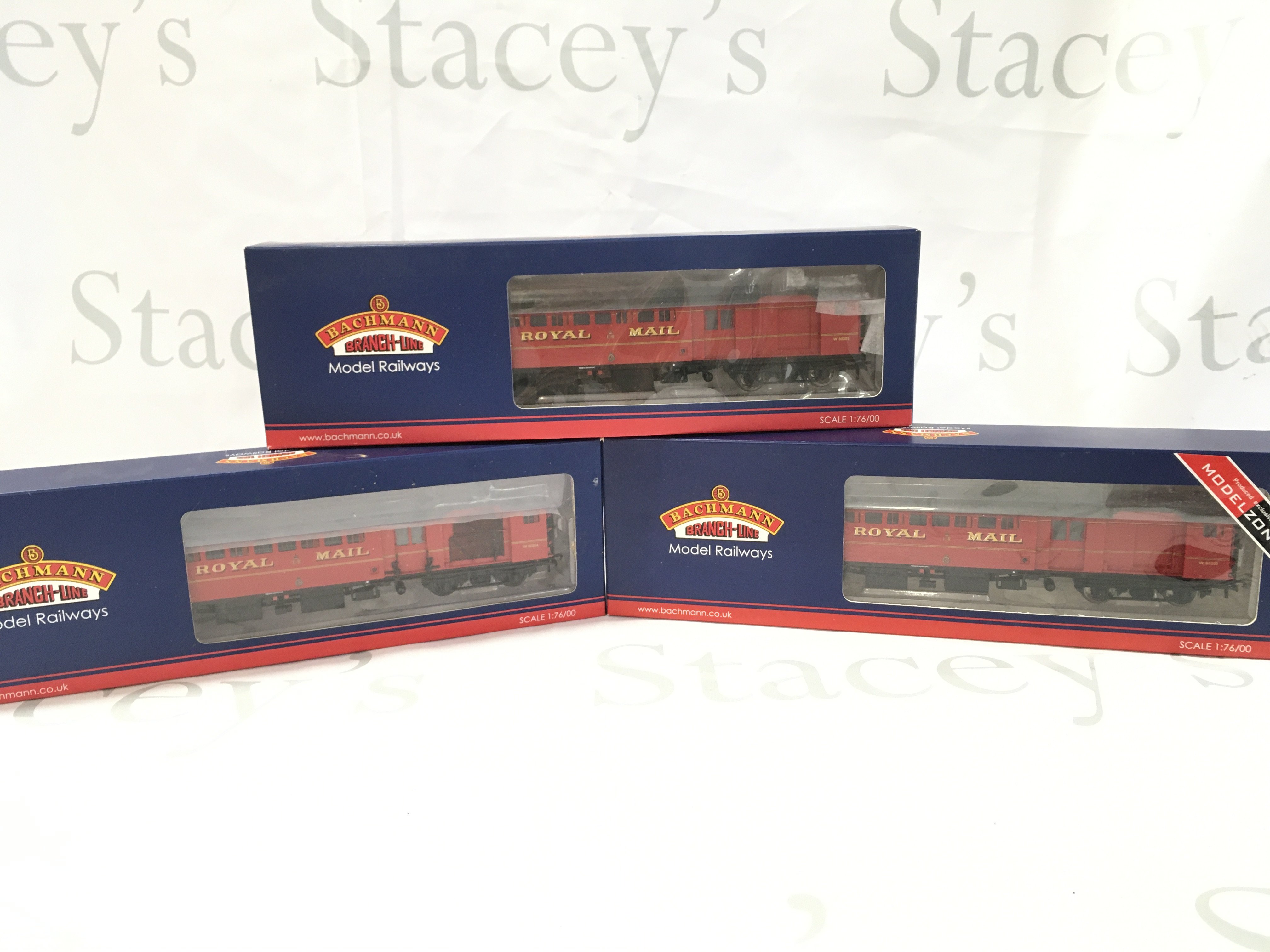 3 Boxed Bachmann 00 Gauge Royal Mail Coaches.