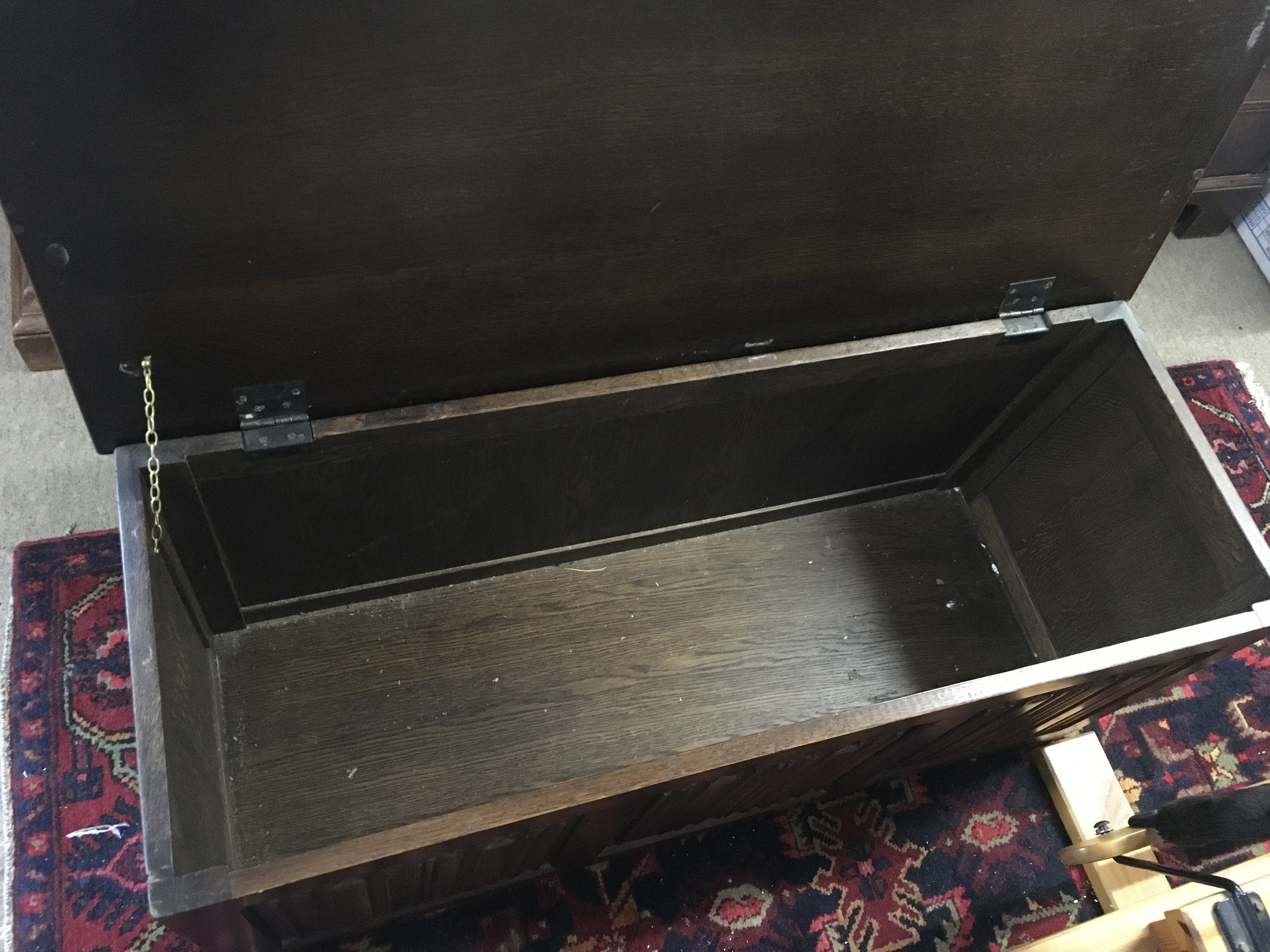 An oak lined trunk with hinged top. Approx 114cmx44cm. NO RESERVE