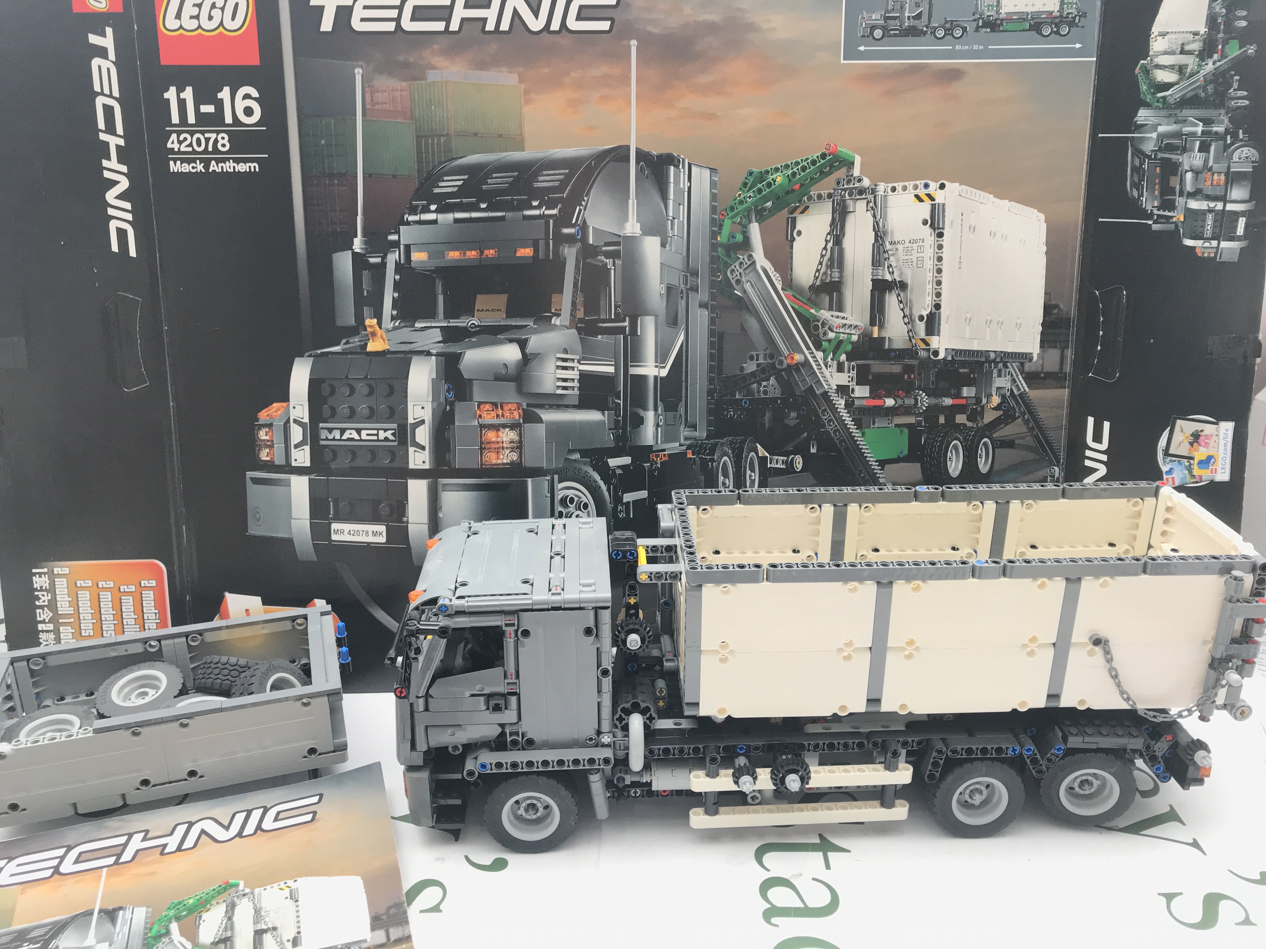 A Lego Mack Anthem #42078 With Box And Manual. Parts Appear Missing. This Lot Cannot Be Posted In House.