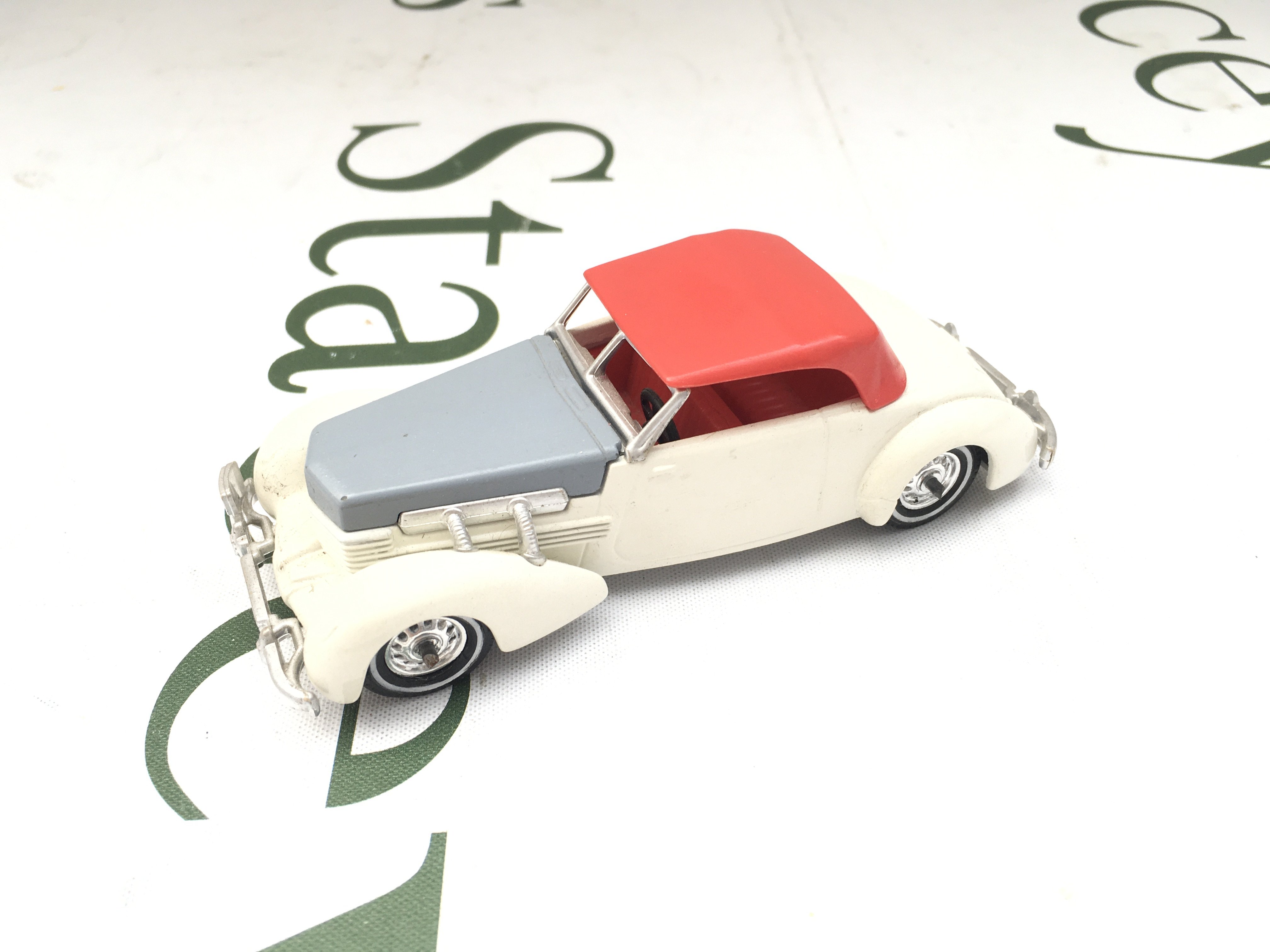 A Matchbox z models Of Yesteryear Pre-Production Model Of a 1937 Cord #812 signs of a Small Crack Underneath.