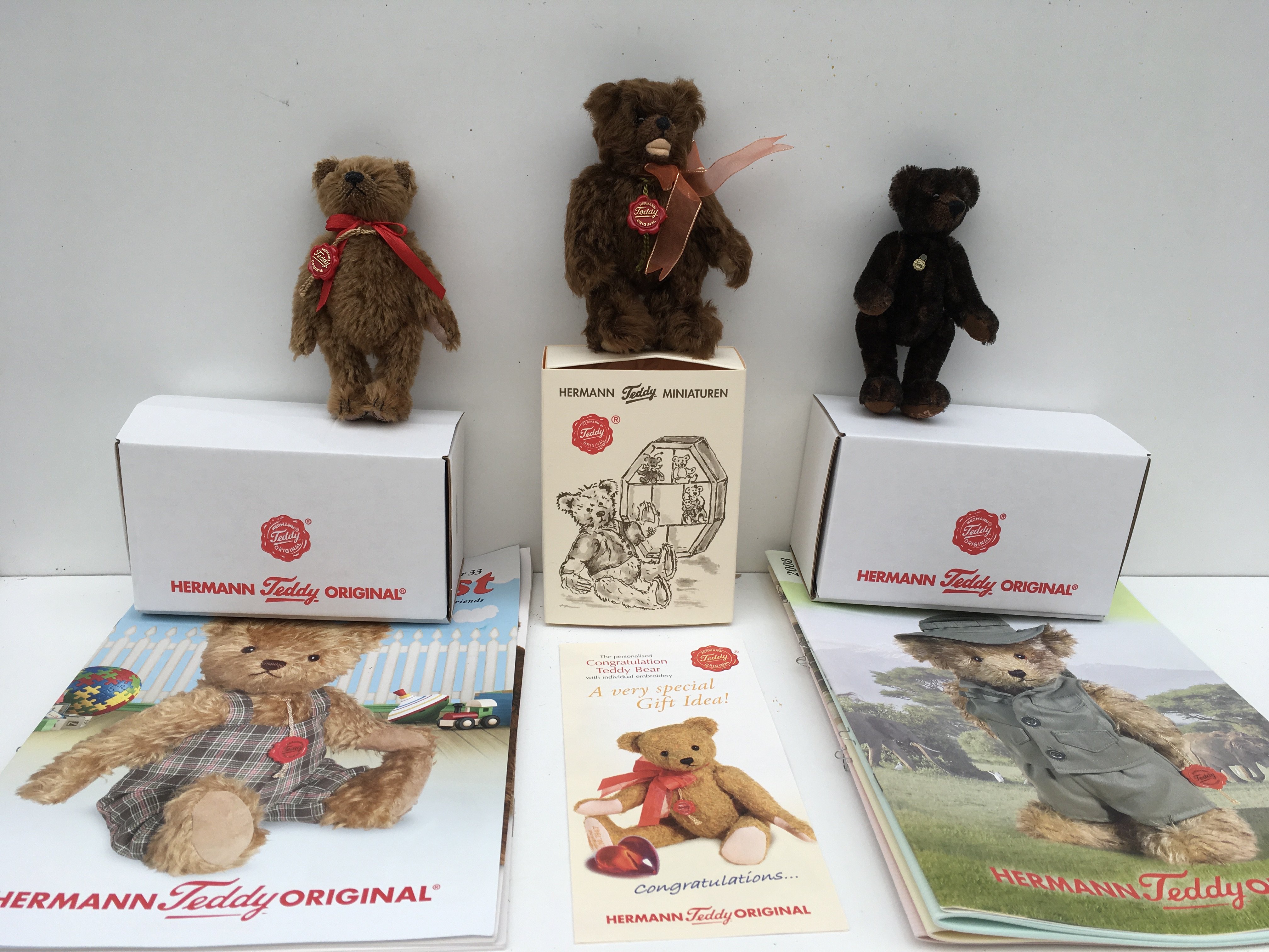 Three minature teddy bears by Herman. Features bears from 2008..2000..2016 in different shades of brown. No reserve