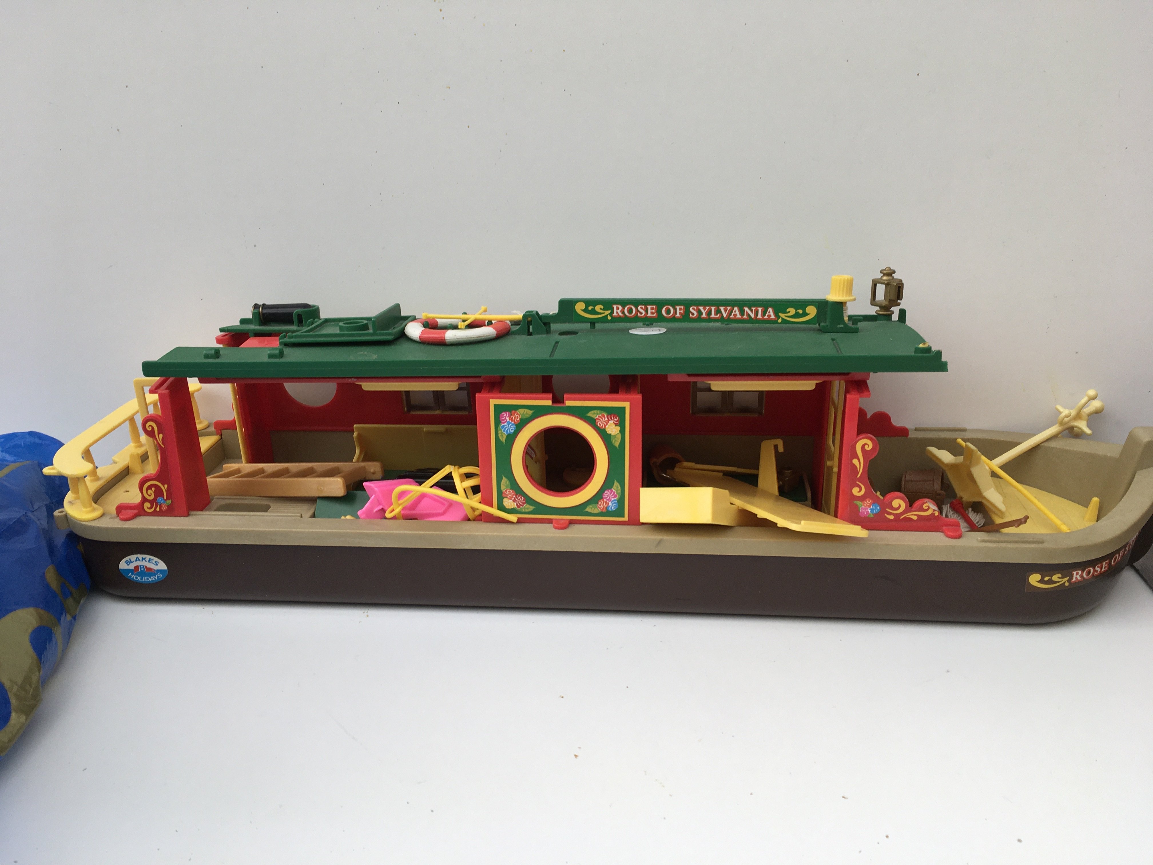 A collection of Sylvanian families including the boat River of Sylvanian plus some accessories. Also bag contains in excess of 25 animal figures plus some clothes. No reserve.