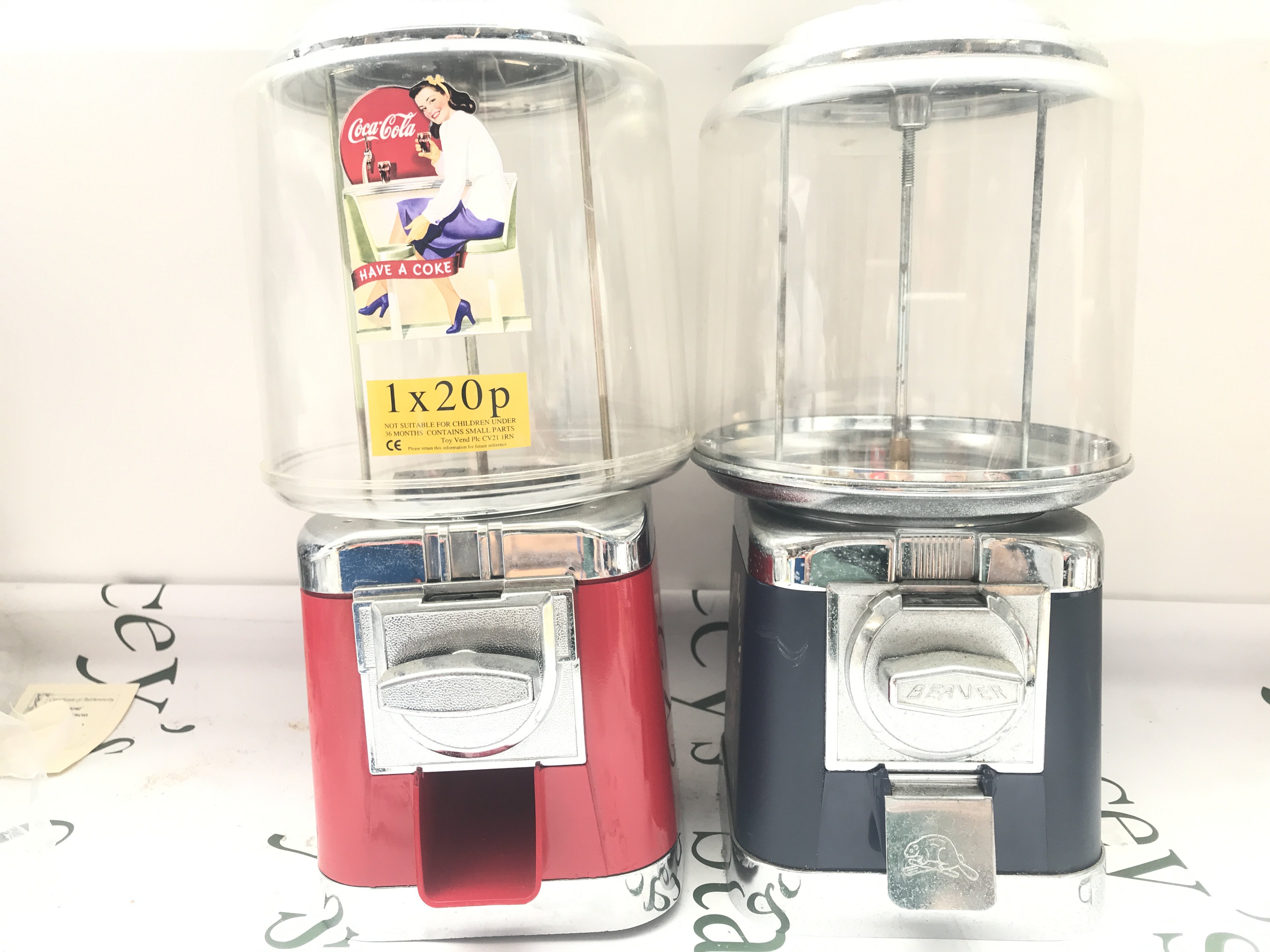 2 Vintage Gumball Coin Operated Machines. 1 Is A Beaver. (2).