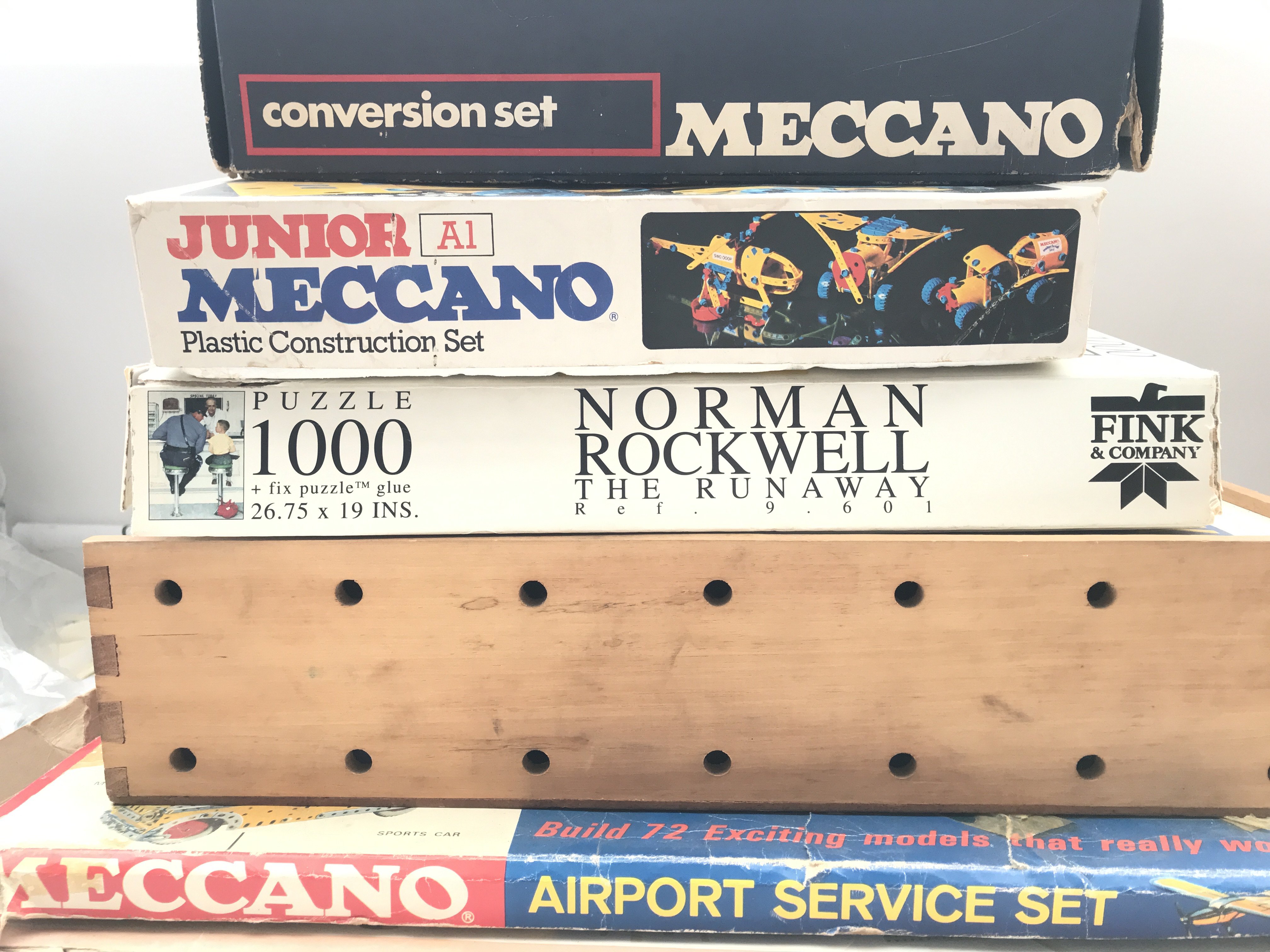 A Collection Of Meccano And Meccano Manuals. No Reserve.(6).