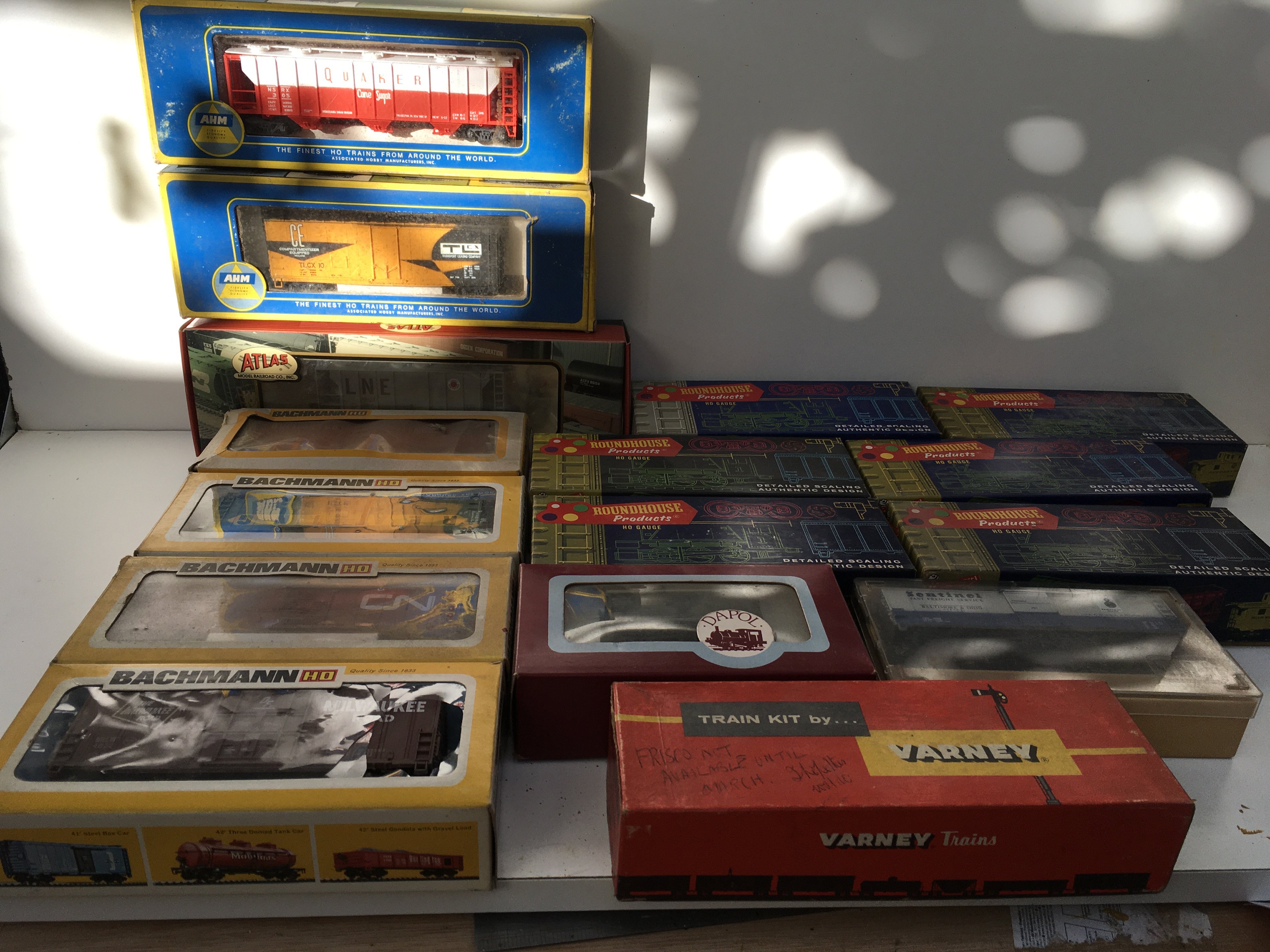 A collection of boxed HO gauge Wagons and box cars by various manufacturers including Bachmann..Roundhouse and others. No reserve