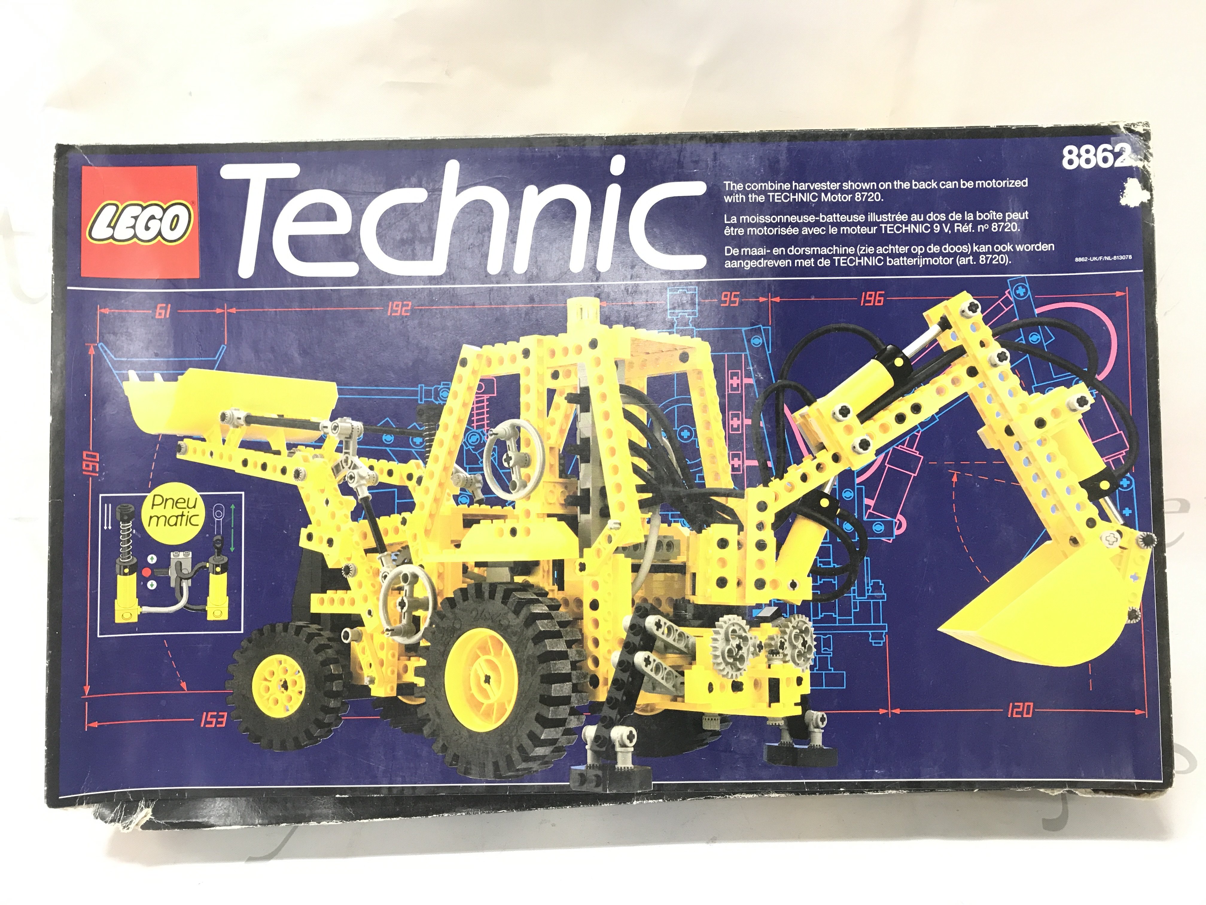 A Boxed Lego Technic Pneumatic Excavator #8862. Appears To Be Complete. No Reserve.