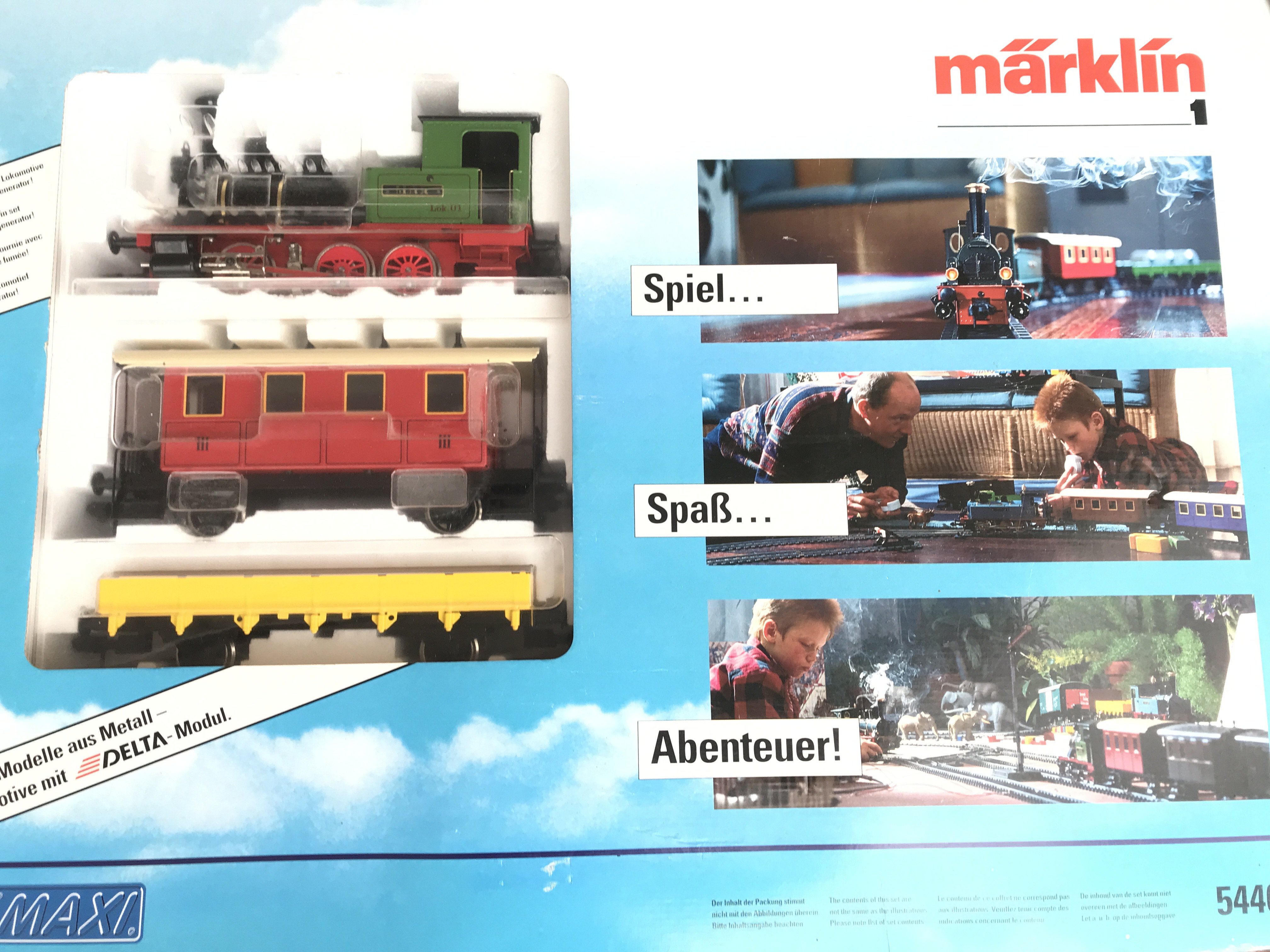 A Boxed Marklin Gauge 1 Train Set 5440 Includes 0-6-0 Black/Green Loco. No Reserve.