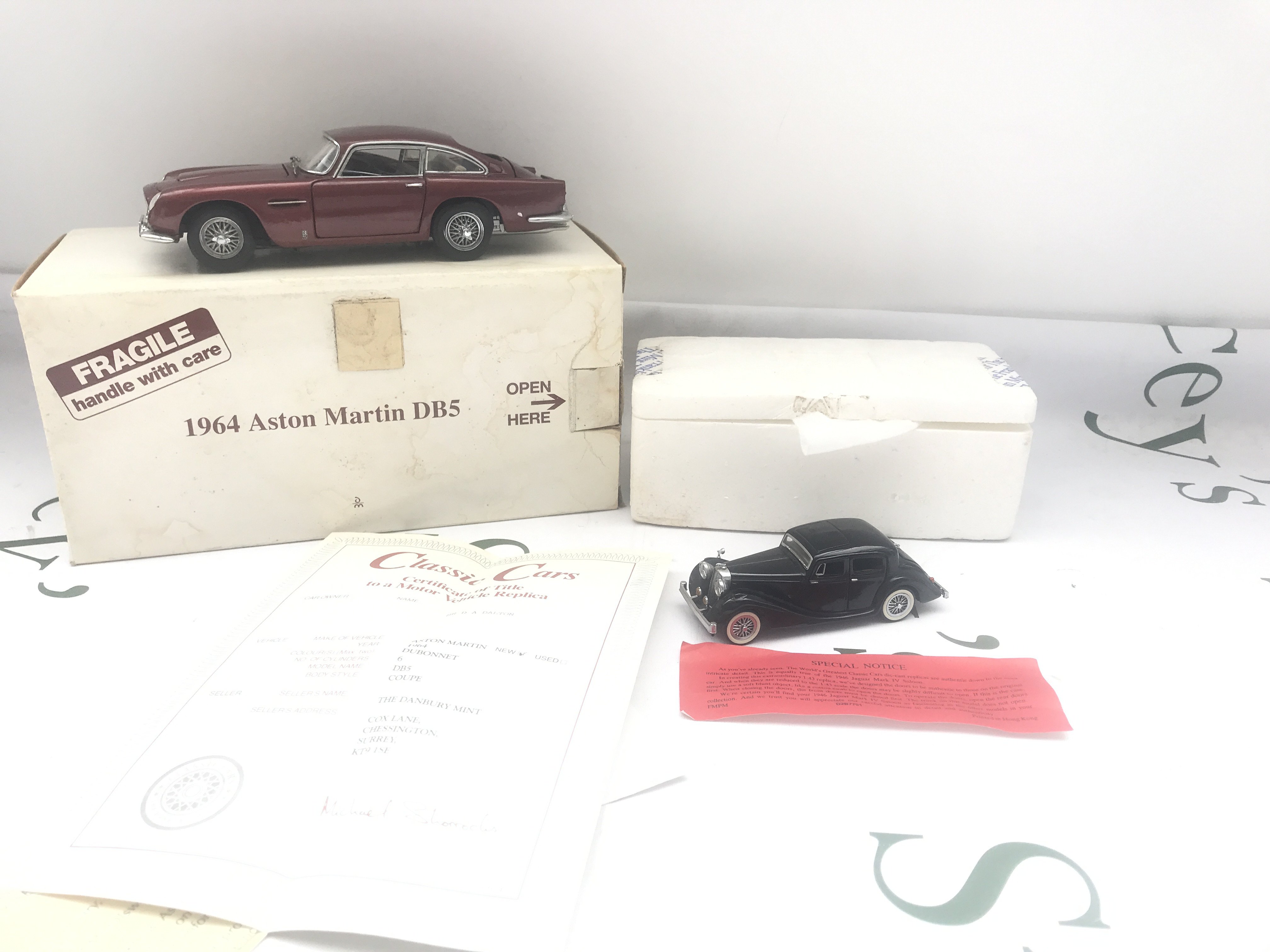 A Boxed Franklin Mint 1964 Aston Martin DB5 (A/F) And 1/24 Scale And A 196 Jaguar MK IV Saloon 1/3 Sale. No Reserve.